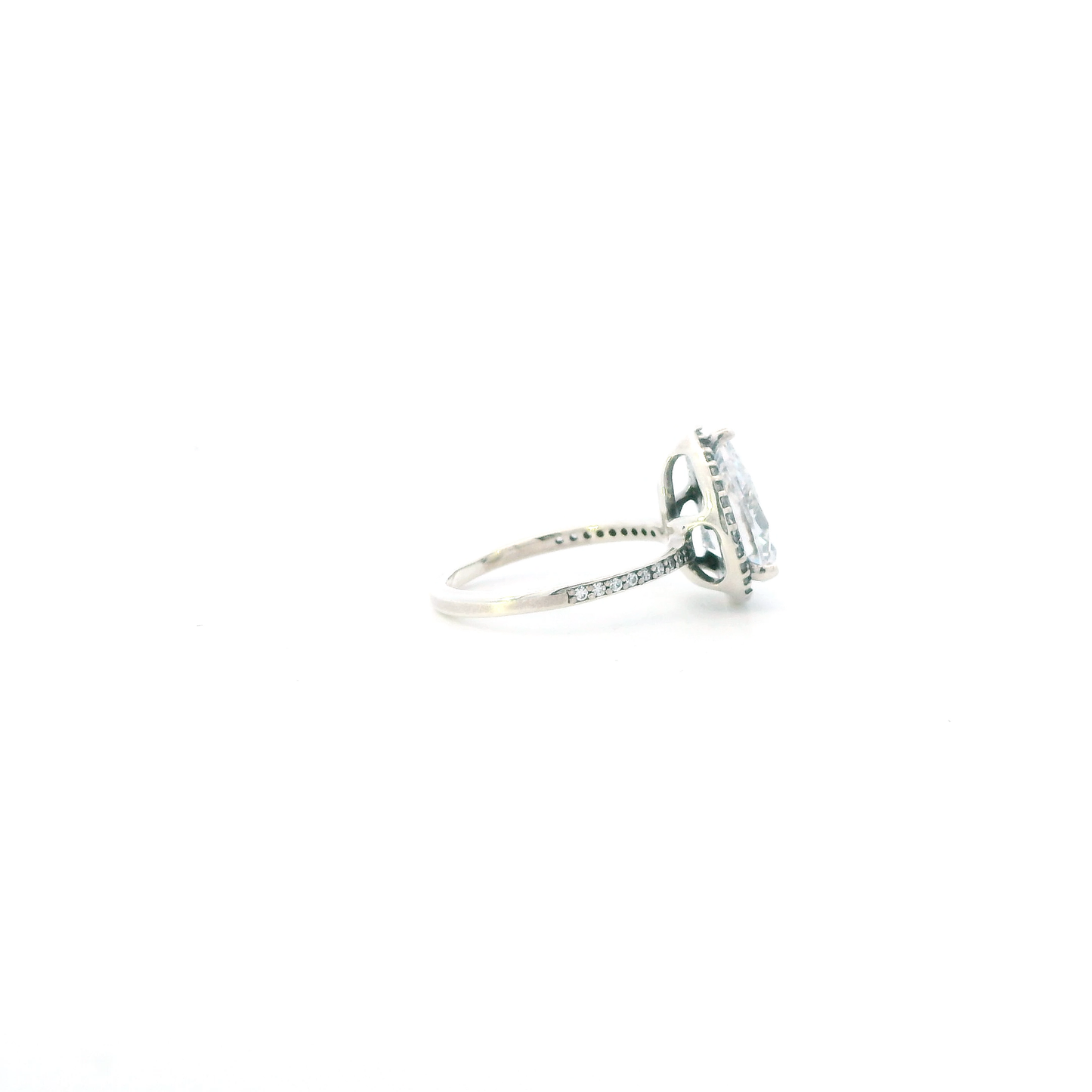 Pandora Silver Teardrop Womens Ring With Box