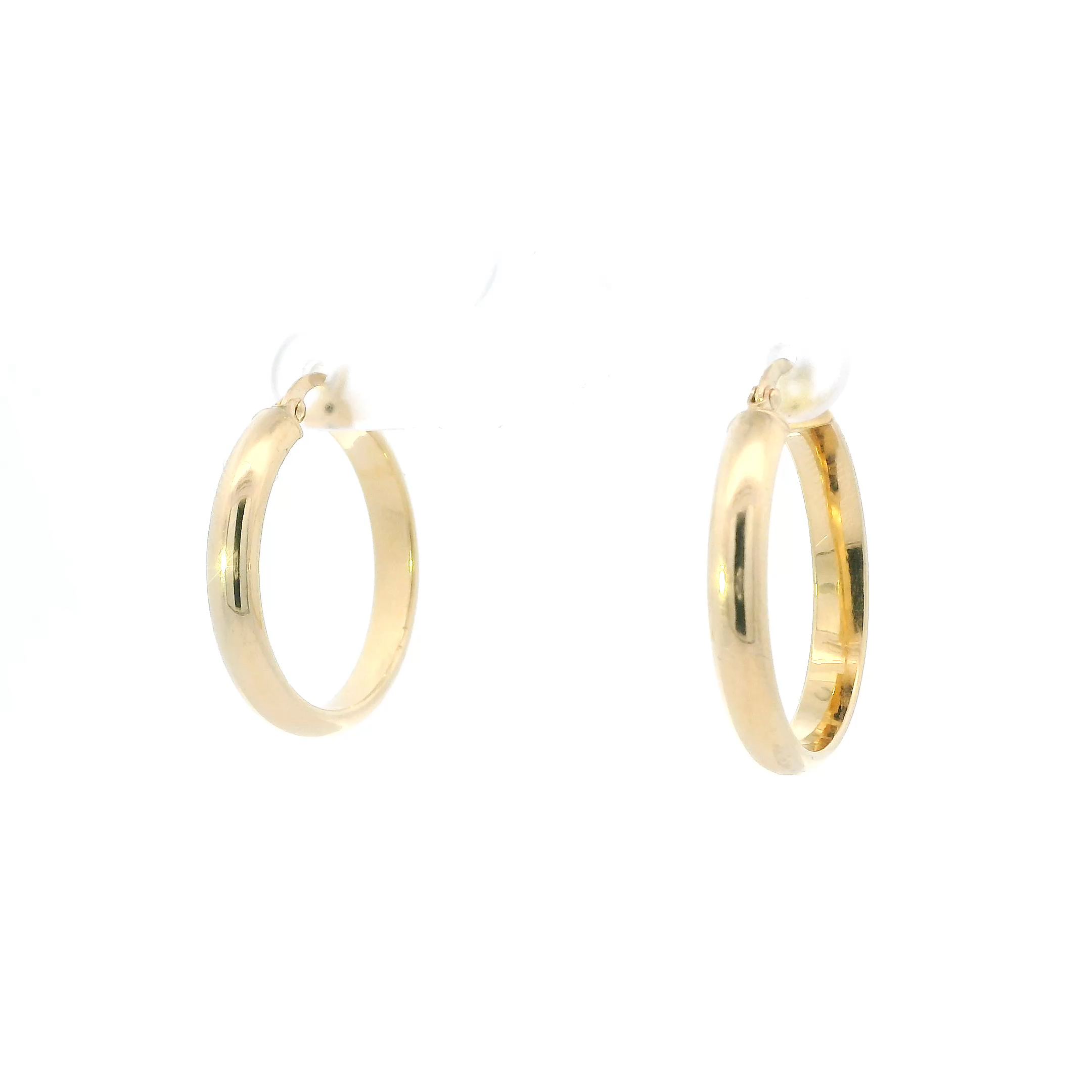 18K Yellow Gold Oval Hoop Earrings