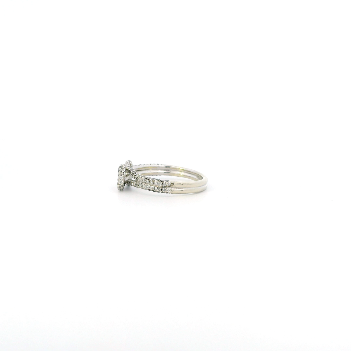 14K White Gold Diamond Knot Ring - 0.72ct