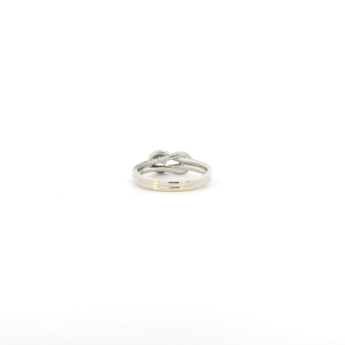 14K White Gold Diamond Knot Ring - 0.72ct