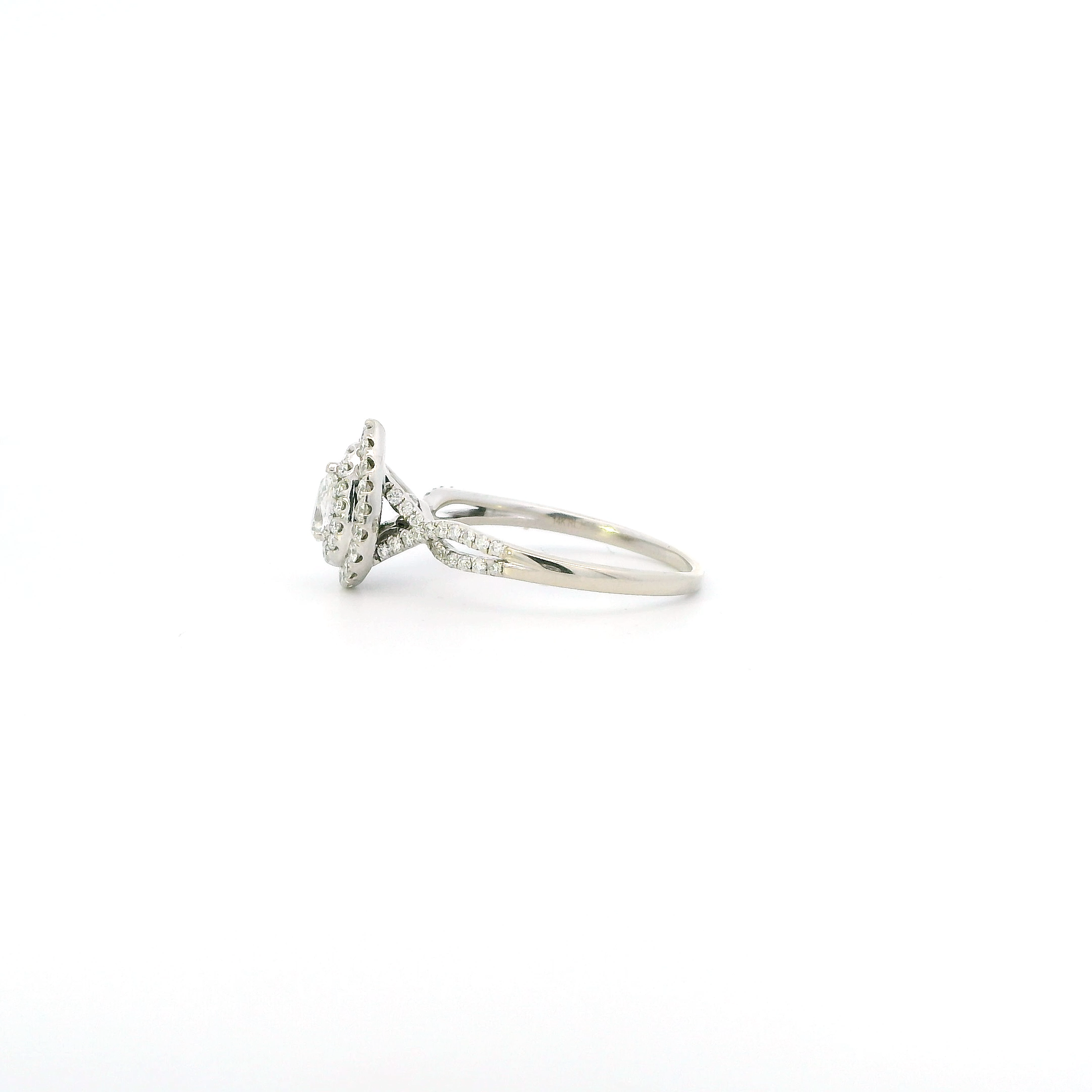10K White Gold Diamond Womens Ring - 0.90ct