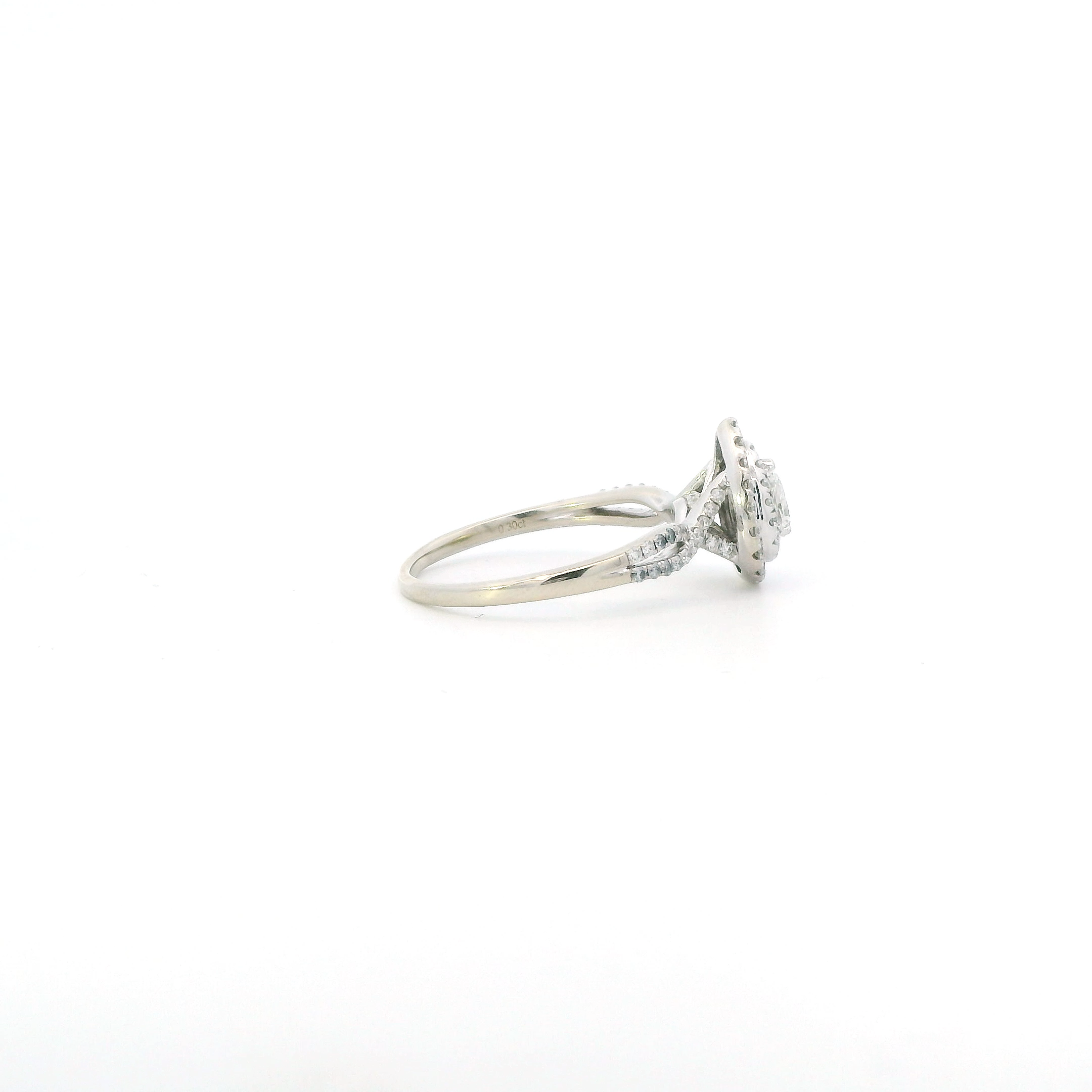 10K White Gold Diamond Womens Ring - 0.90ct