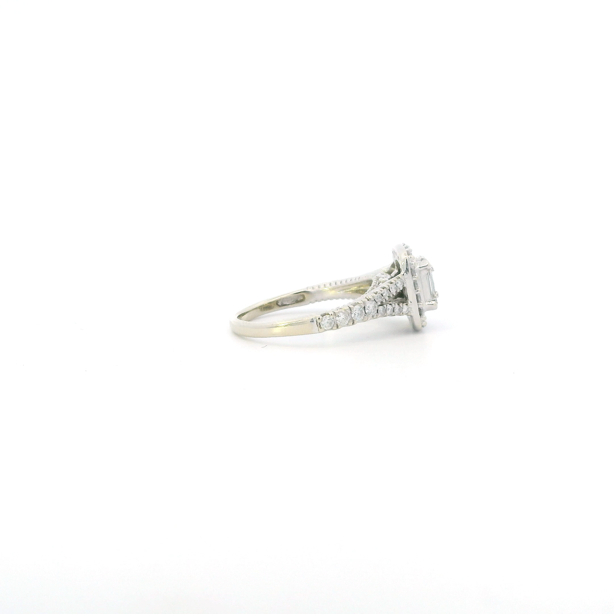 14K White Gold Diamond Womens Ring - 0.58ct