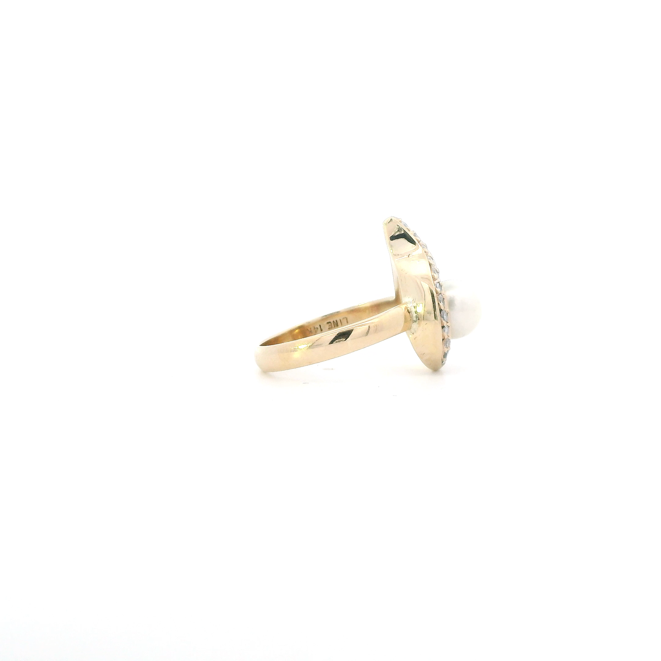 14K Yellow Gold Pearl & Diamond Womens Ring