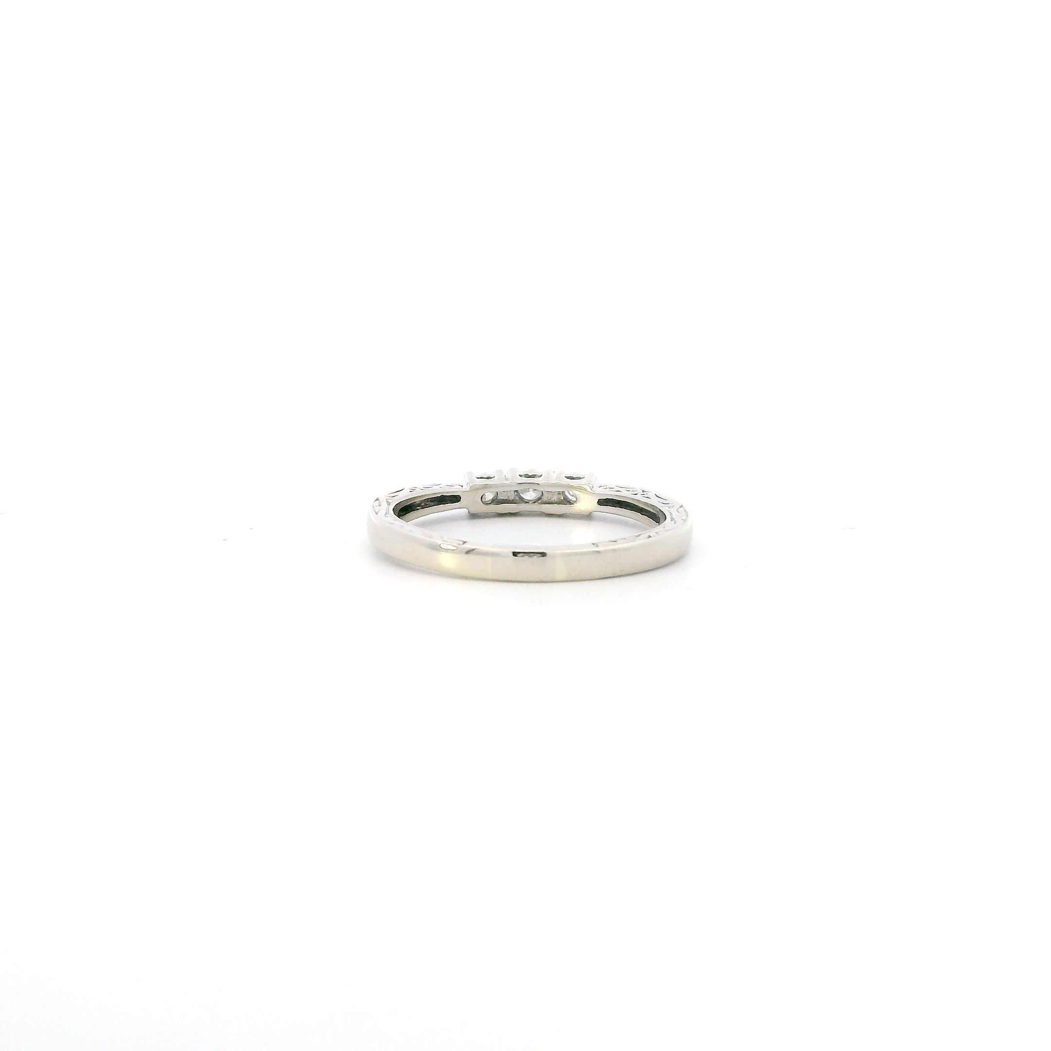10K White Gold Diamond Womens Ring - 0.18ct