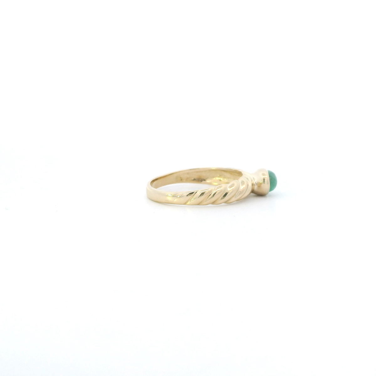 10K Yellow Gold Oval Green Jade Womens Ring