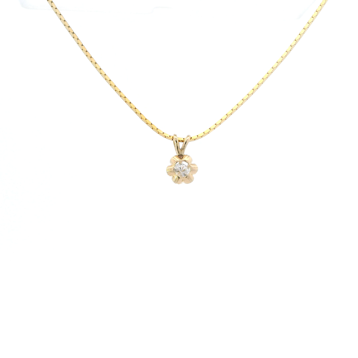 14K Yellow Gold 18" Box Chain & Solitaire Diamond Pendant - 0.15ct