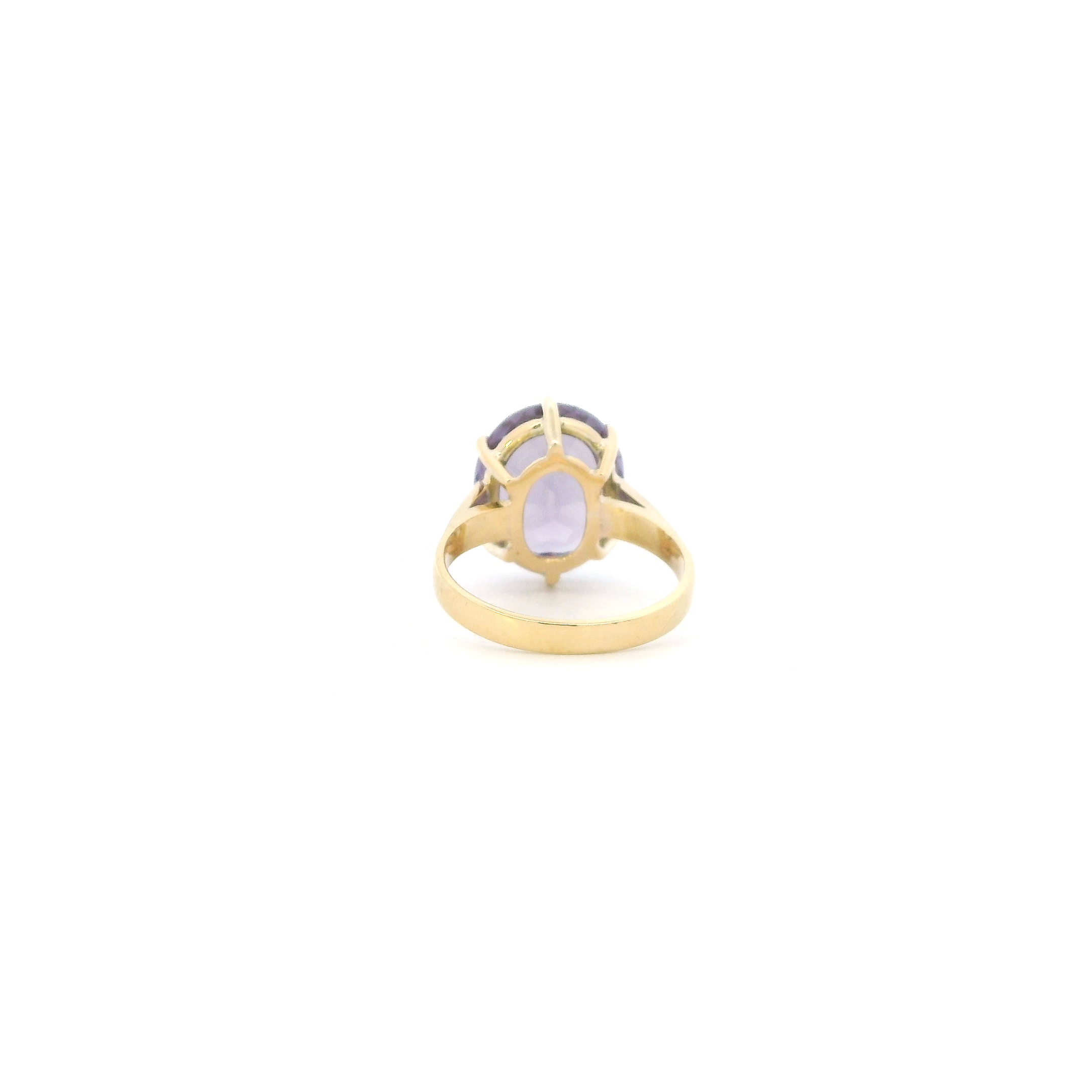 18K Yellow Gold Oval Alexandrite Womens Ring