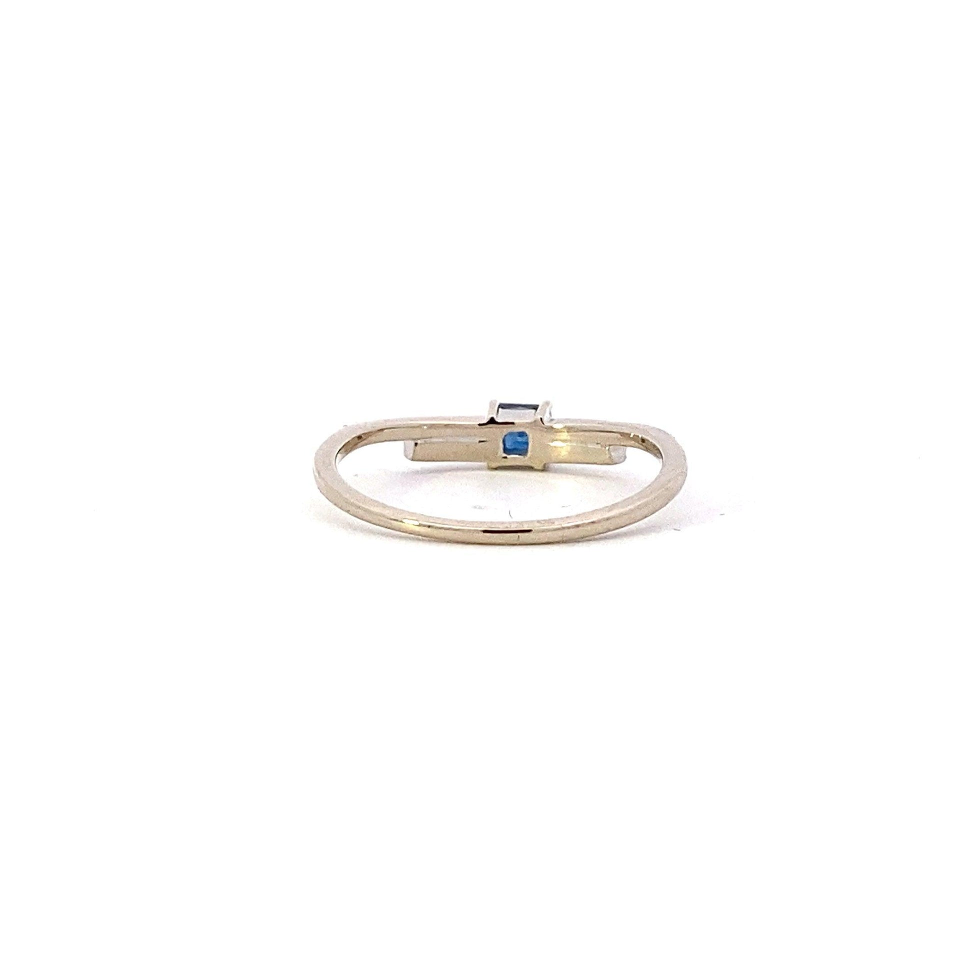 18K White Gold Blue Sapphire Women's Diamond Ring - 0.16ct - ipawnishop.com