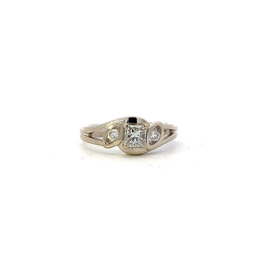 18K White Gold Women's Diamond Ring - 0.38ct - ipawnishop.com