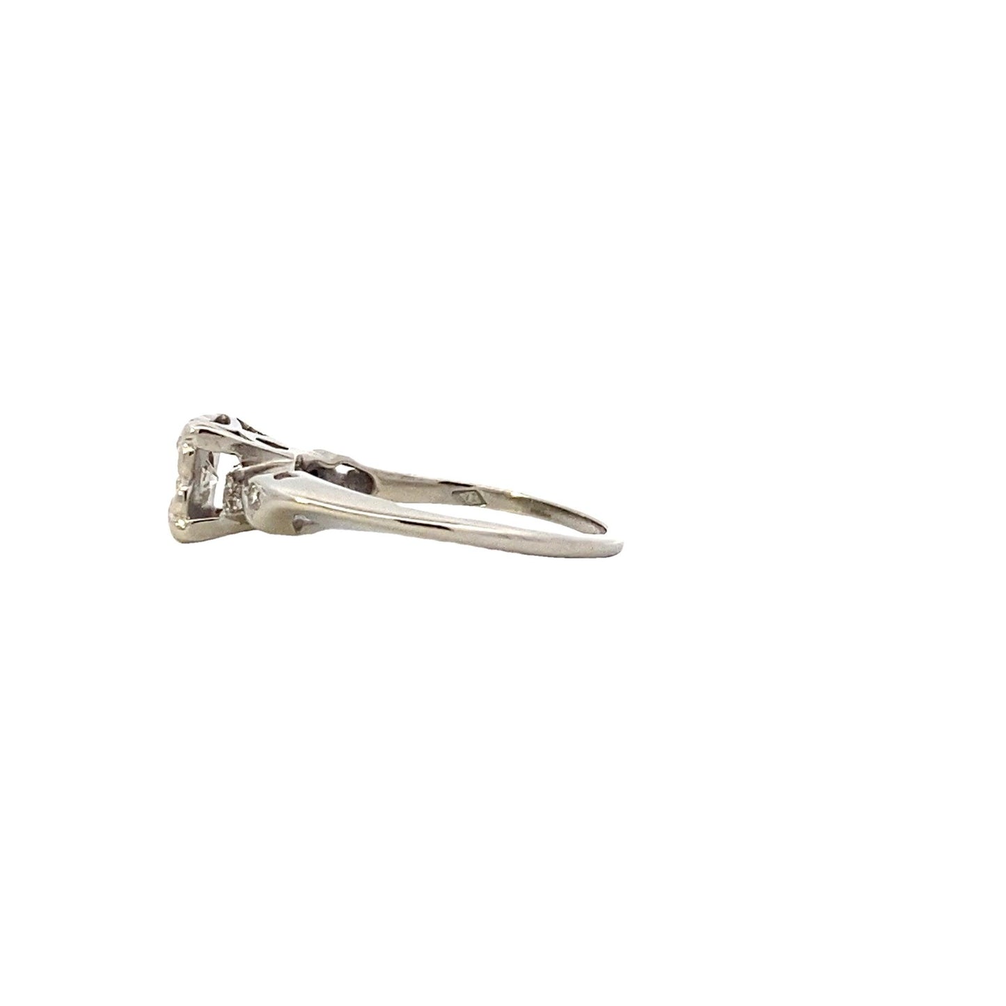 14K White Gold Diamond Women's Ring - 0.19ct