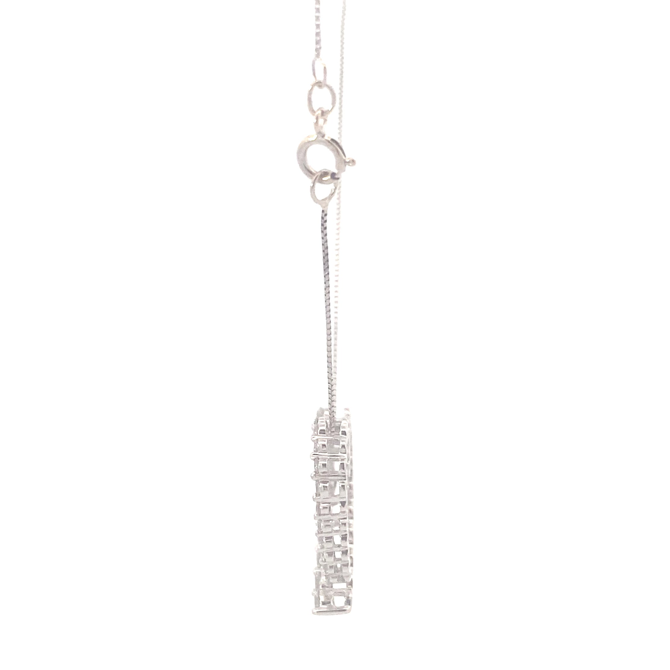 10K White Gold Diamond Heart Pendant & 19.5