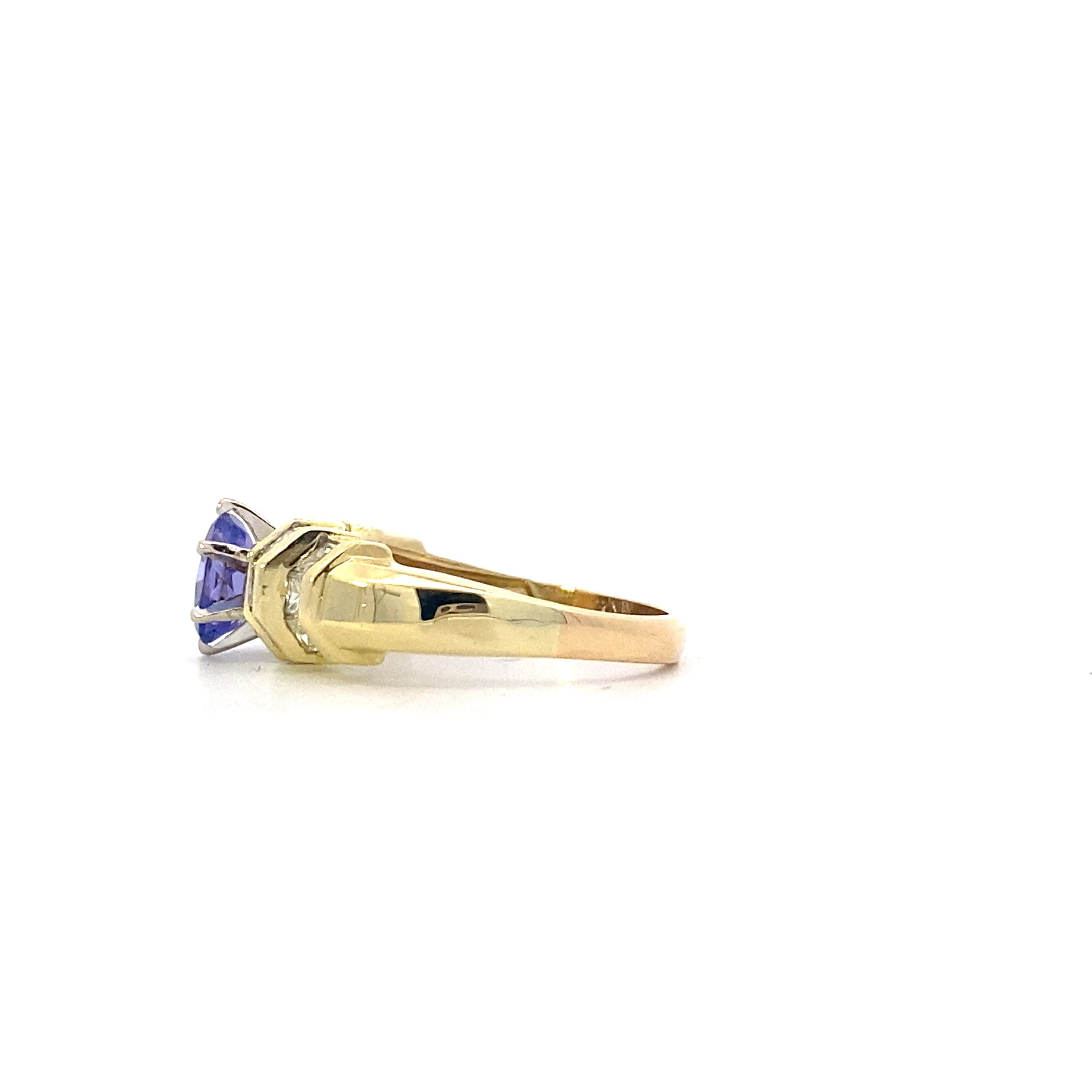 18K Yellow Gold Tanzanite & Diamond Women's Ring - 0.72ct