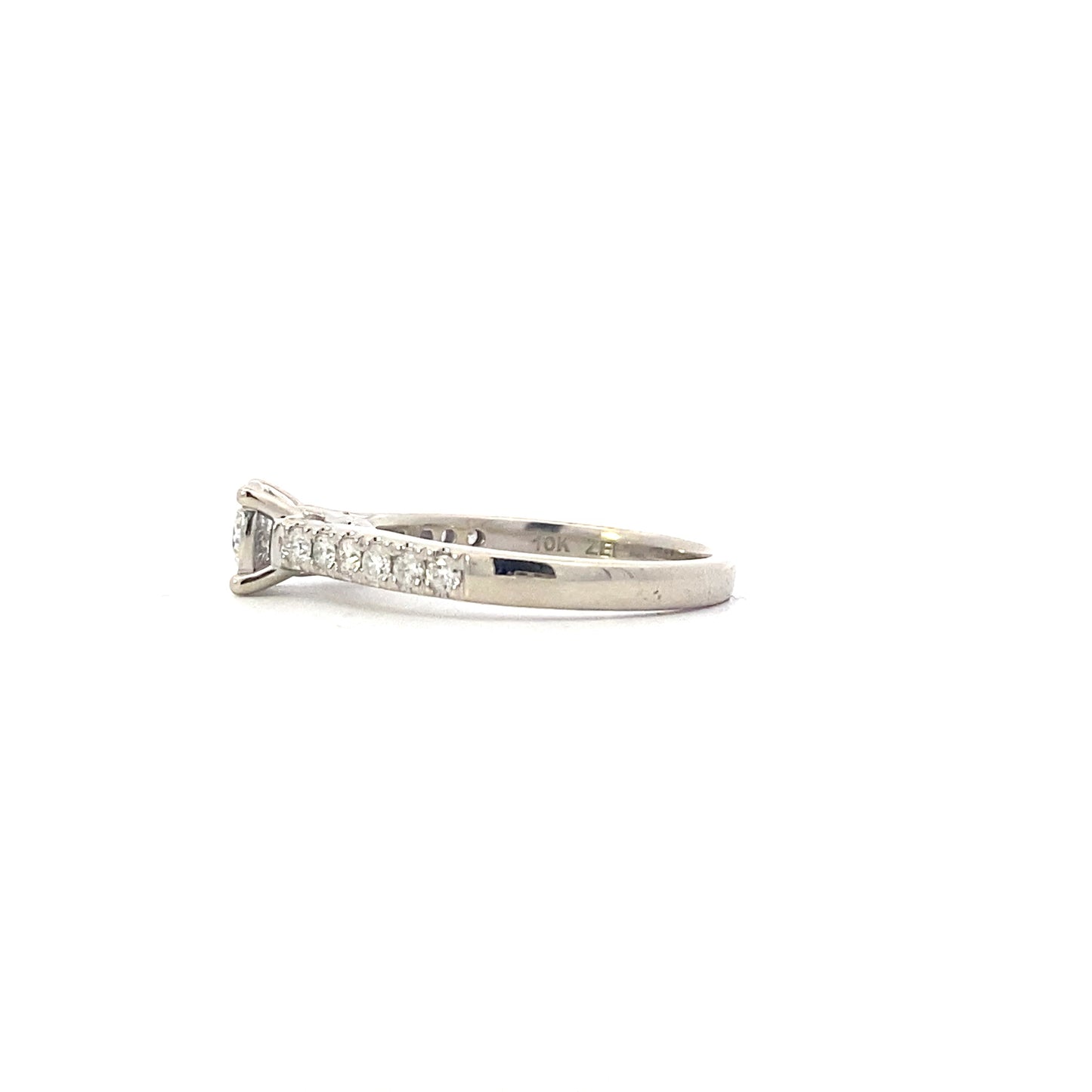 10K White Gold Diamond Women's Ring - 0.38ct