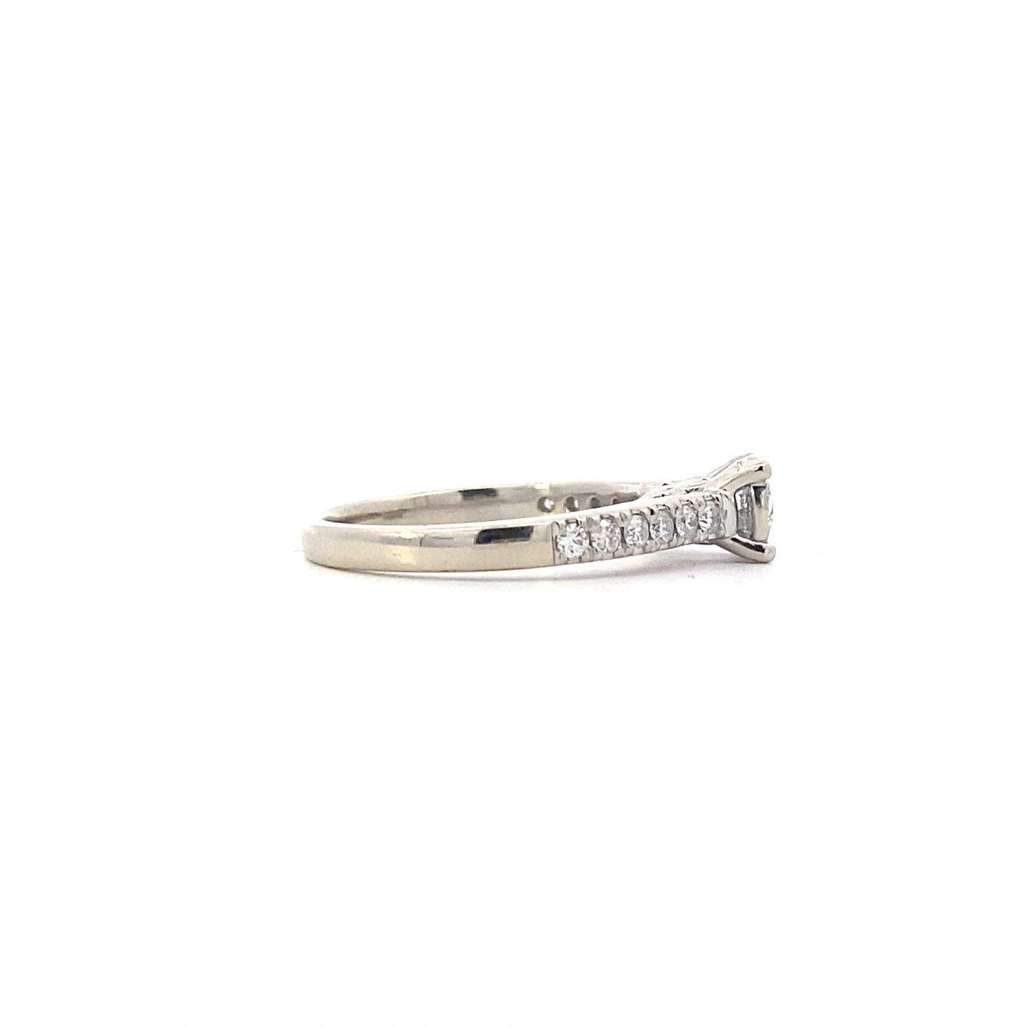 10K White Gold Diamond Women's Ring - 0.38ct