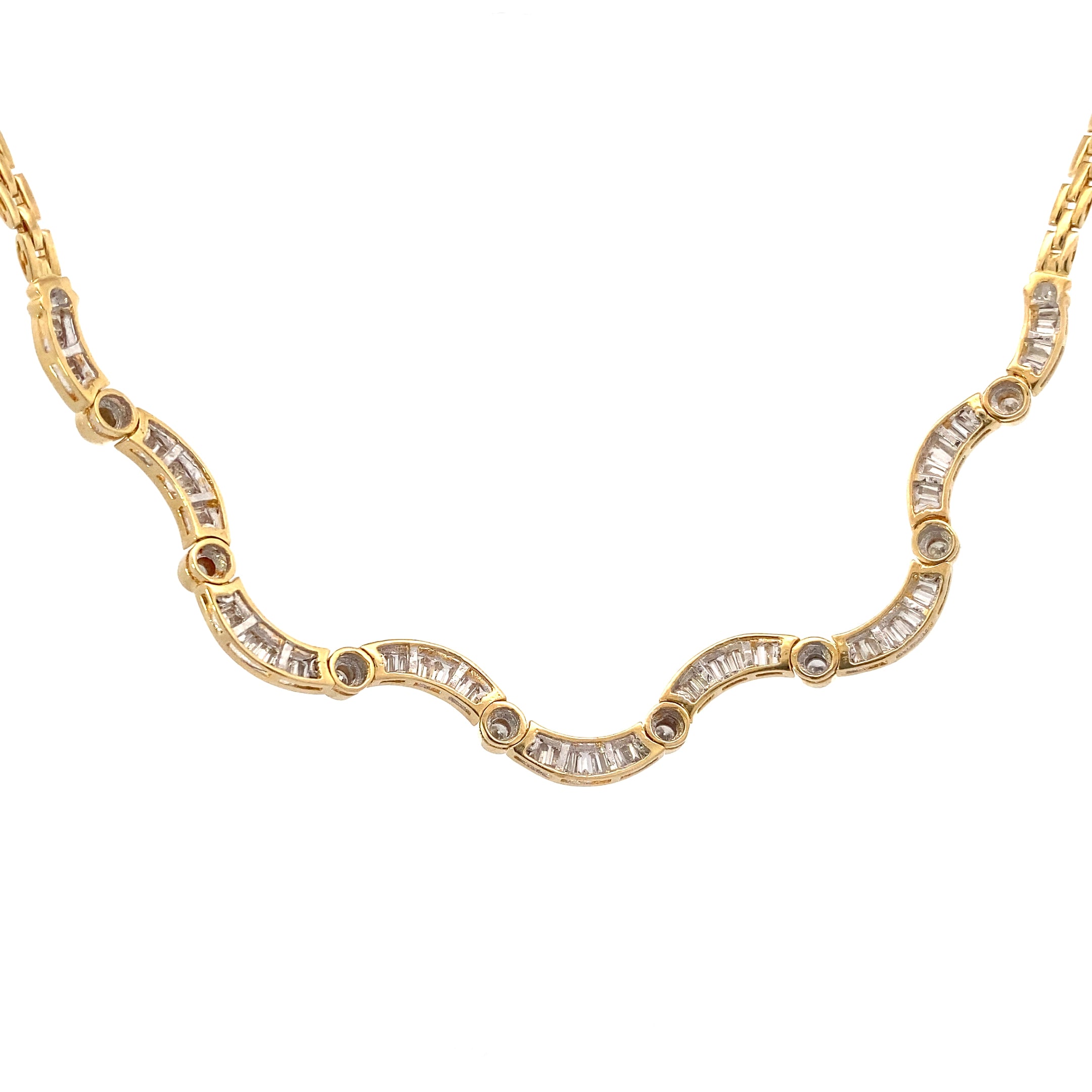 18K Yellow Gold Diamond Baguette Panther Necklace - 0.70ct