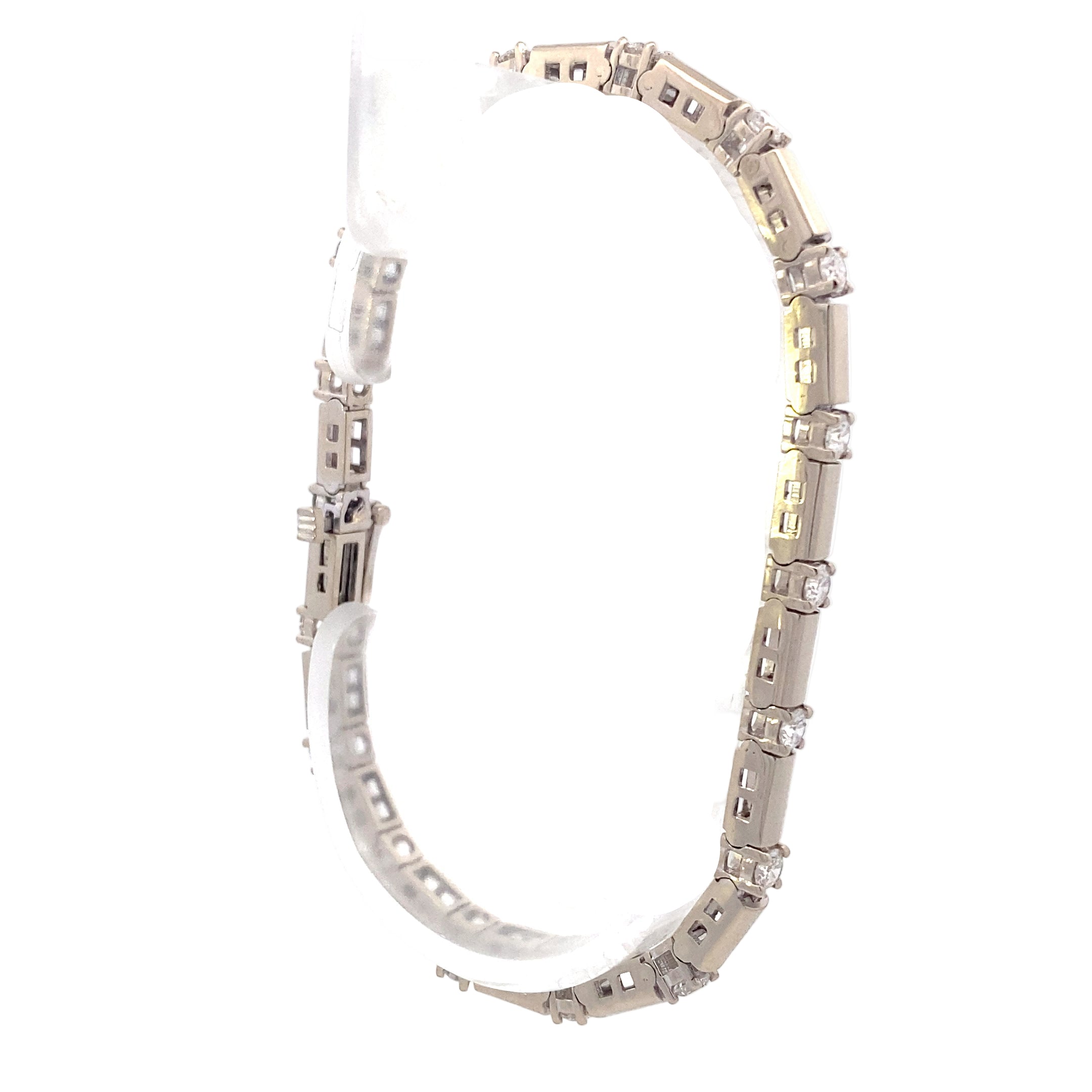14K White Gold Diamond Bar Link Bracelet - 1.80ct