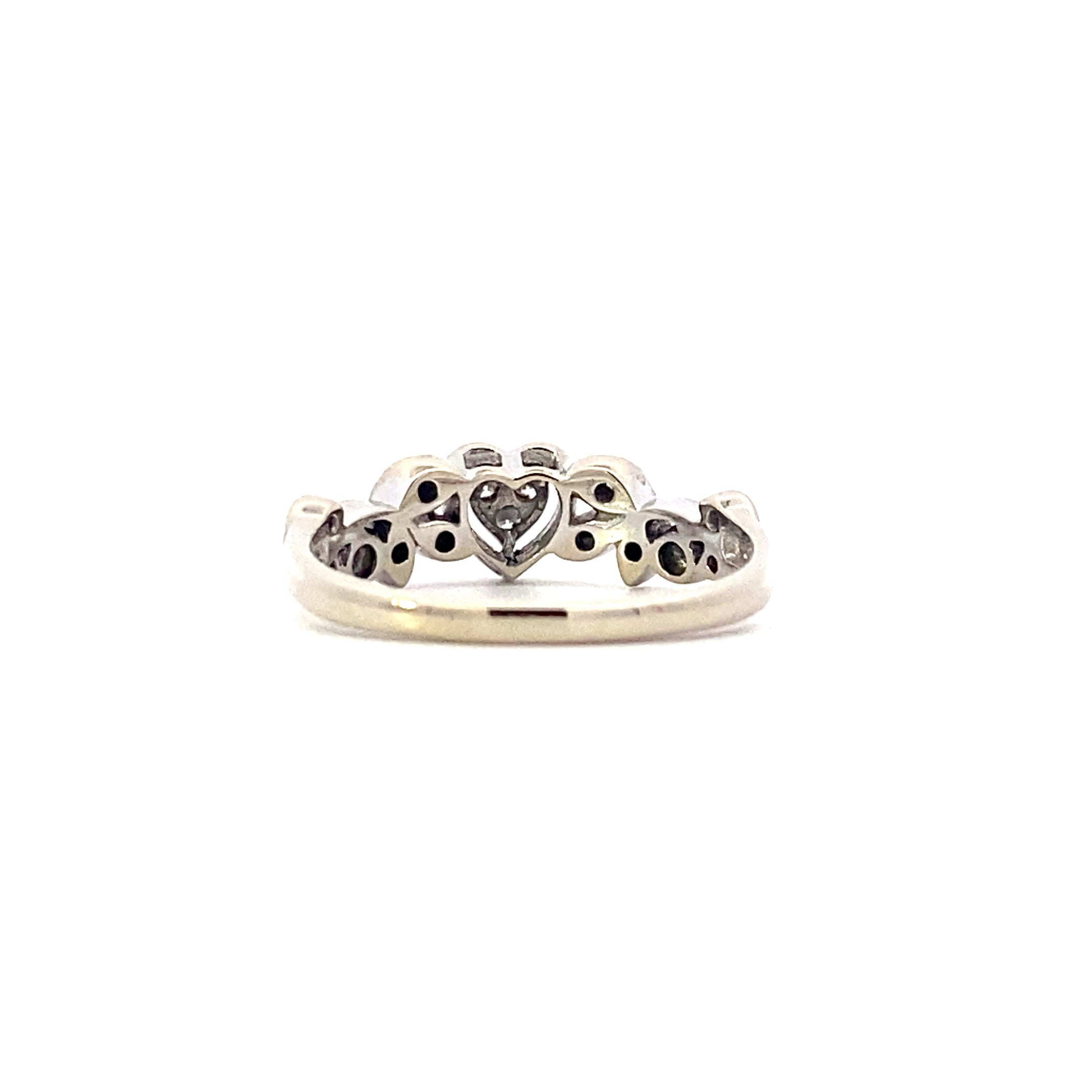 14K White Gold Women's Diamond Heart Ring - 0.10ct