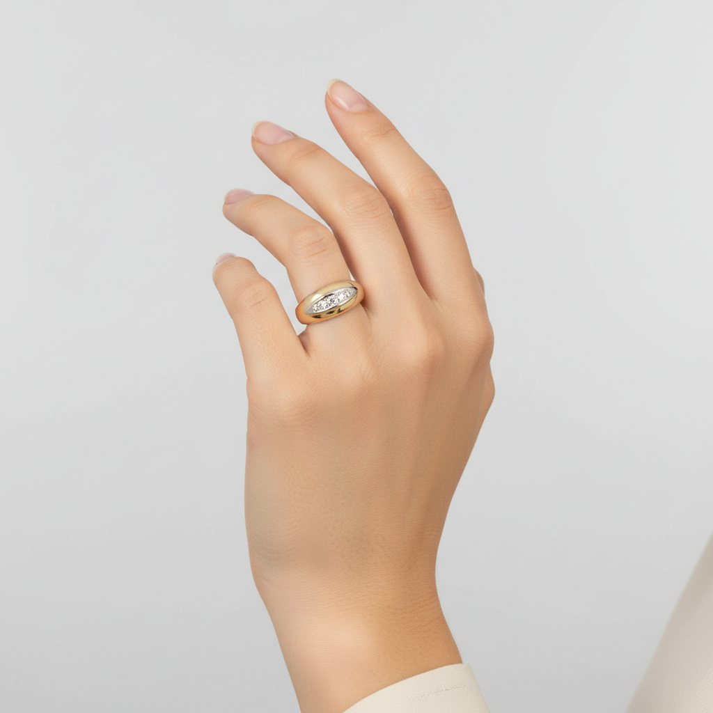 10K Yellow Gold Diamond Ring - 0.11ct