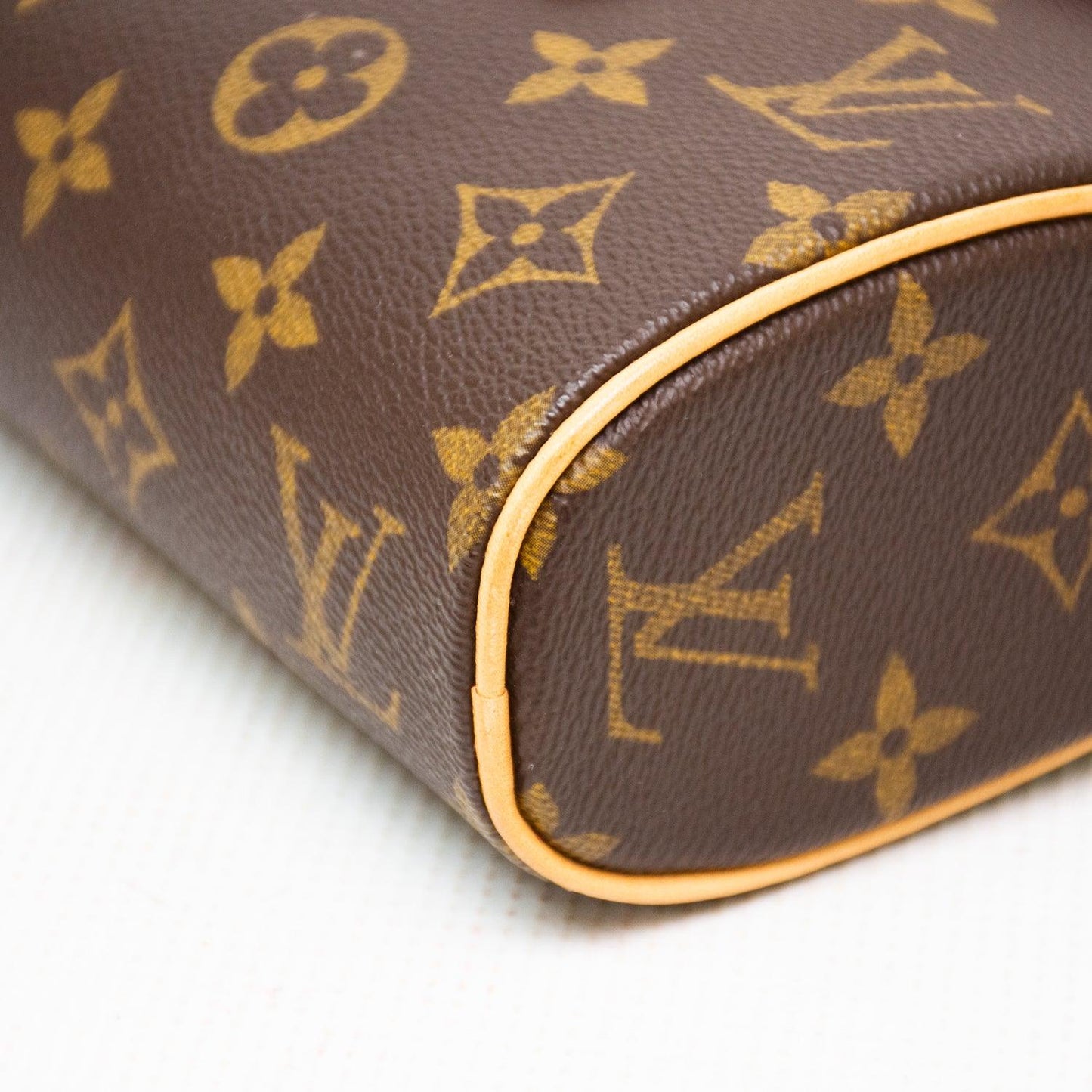 Louis Vuitton Monogram Sonatine Shoulder Bag - M51902