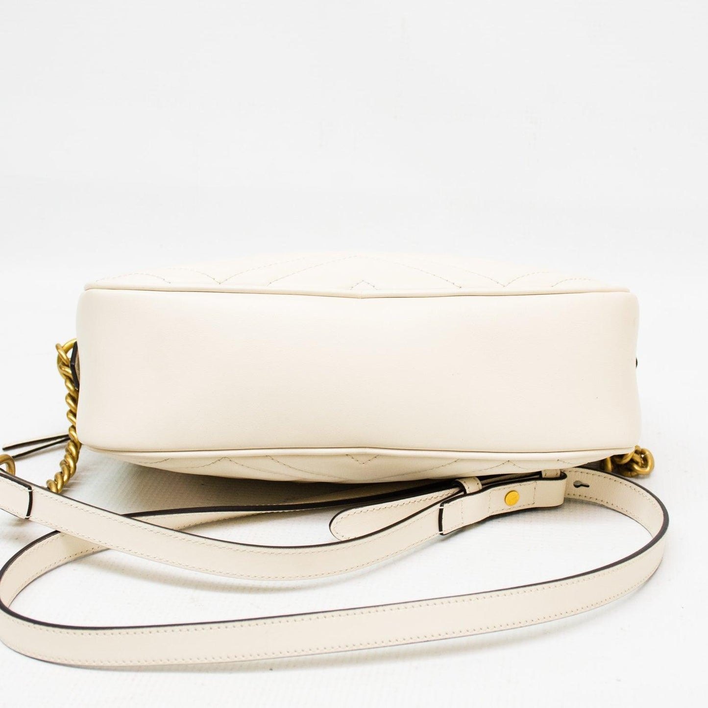 Gucci Marmont Small Quilted Camera Shoulder Bag - 447632