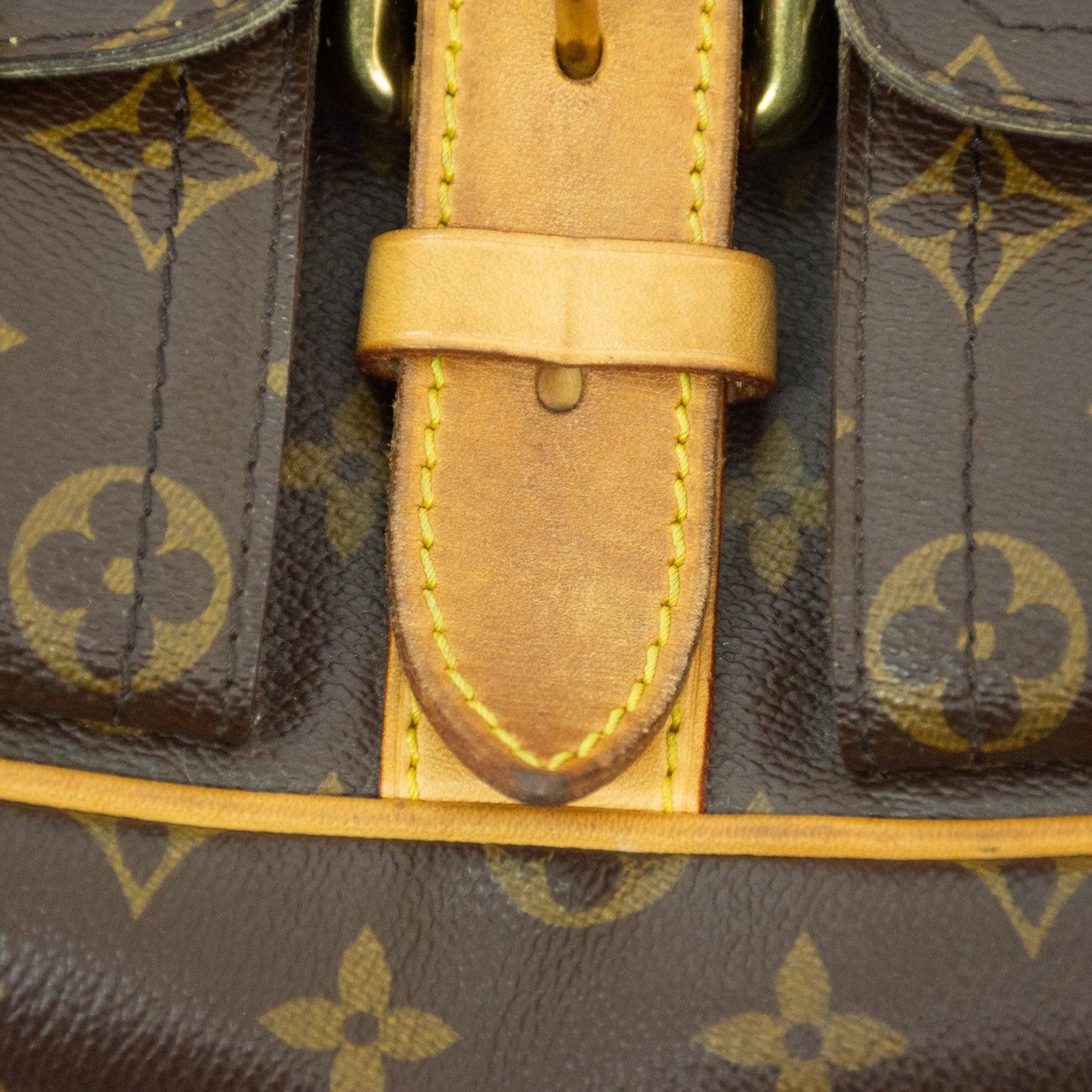 Louis Vuitton Monogram Hudson Shoulder Bag - M4004