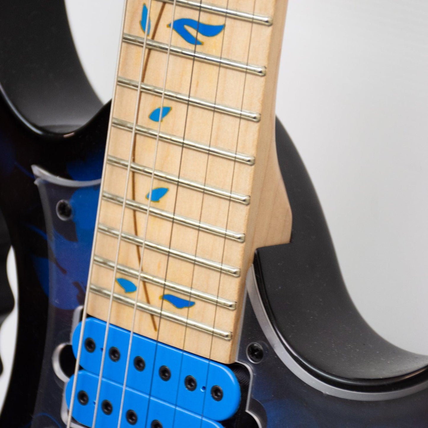 Ibanez JEM77P 1P04 Steve Vai Signature 200 S Electric Guitar