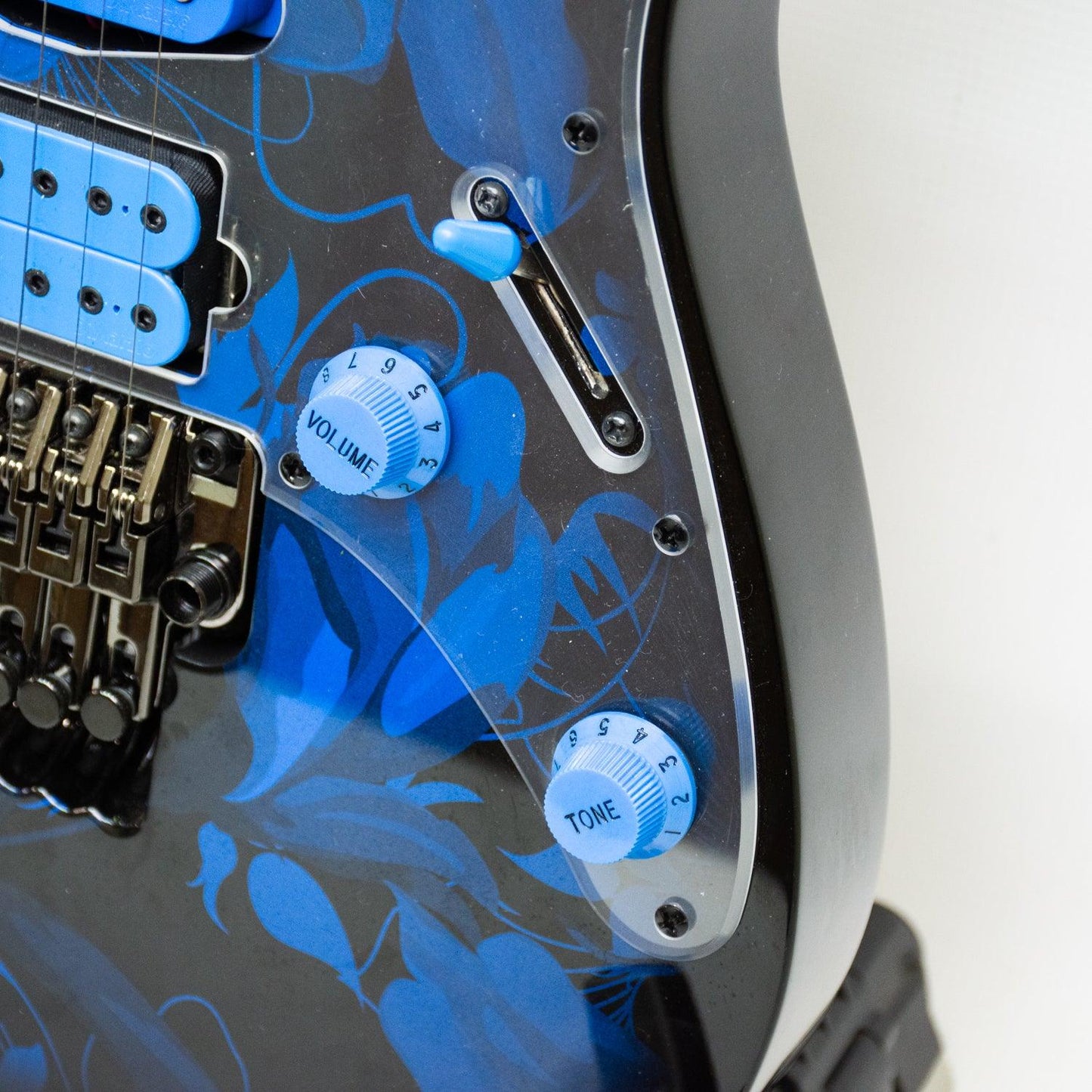 Ibanez JEM77P 1P04 Steve Vai Signature 200 S Electric Guitar