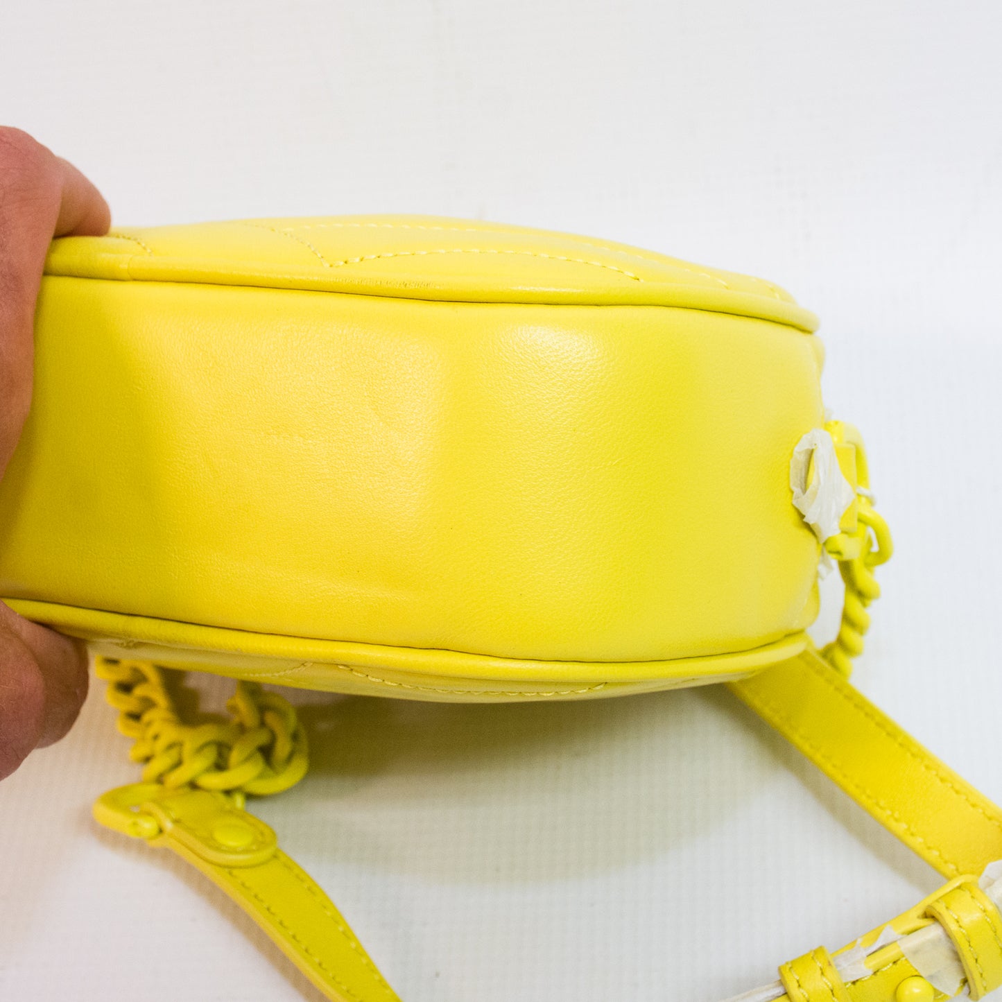 Tory Burch Kira Chevron Camera Bag - Neon Yellow