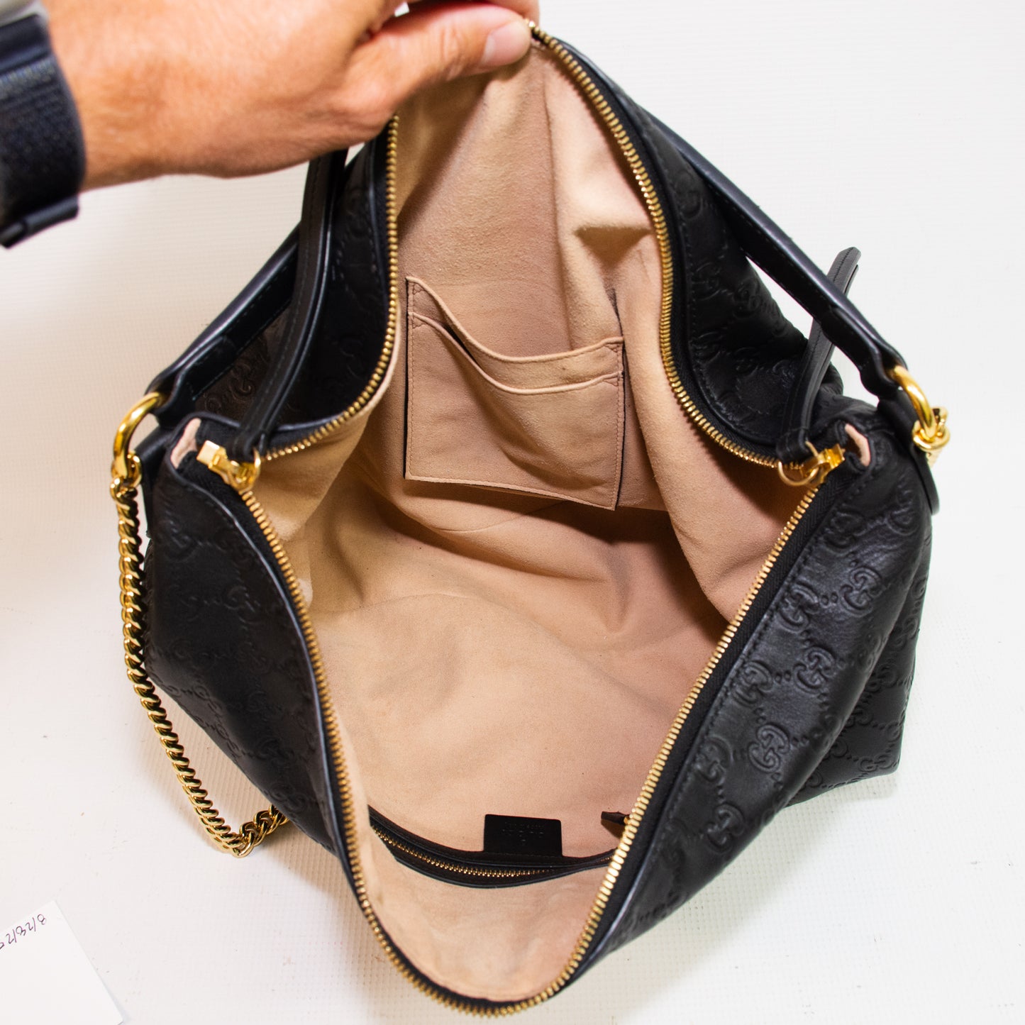 Gucci Black Leather Hobo Signature Gold Link Chain Handbag