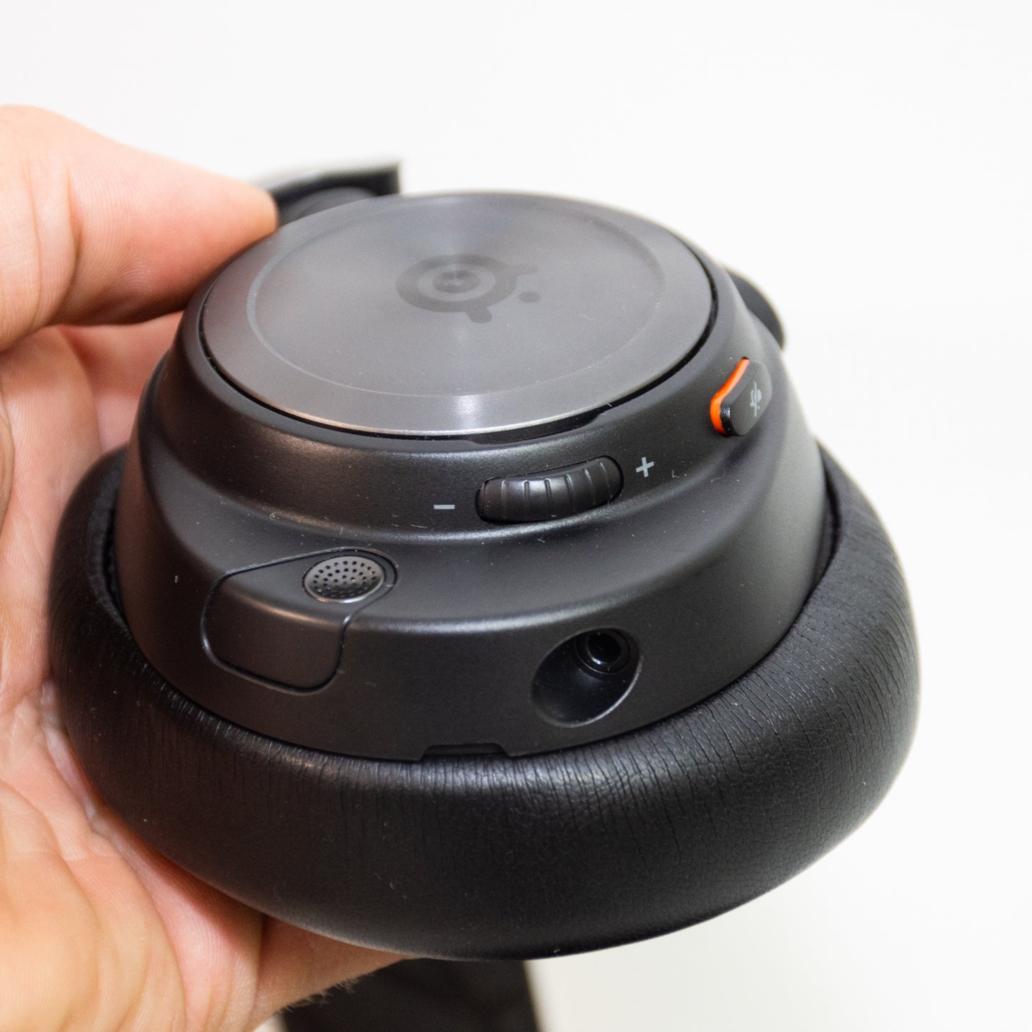 SteelSeries Arctis Nova Pro Wired Headset