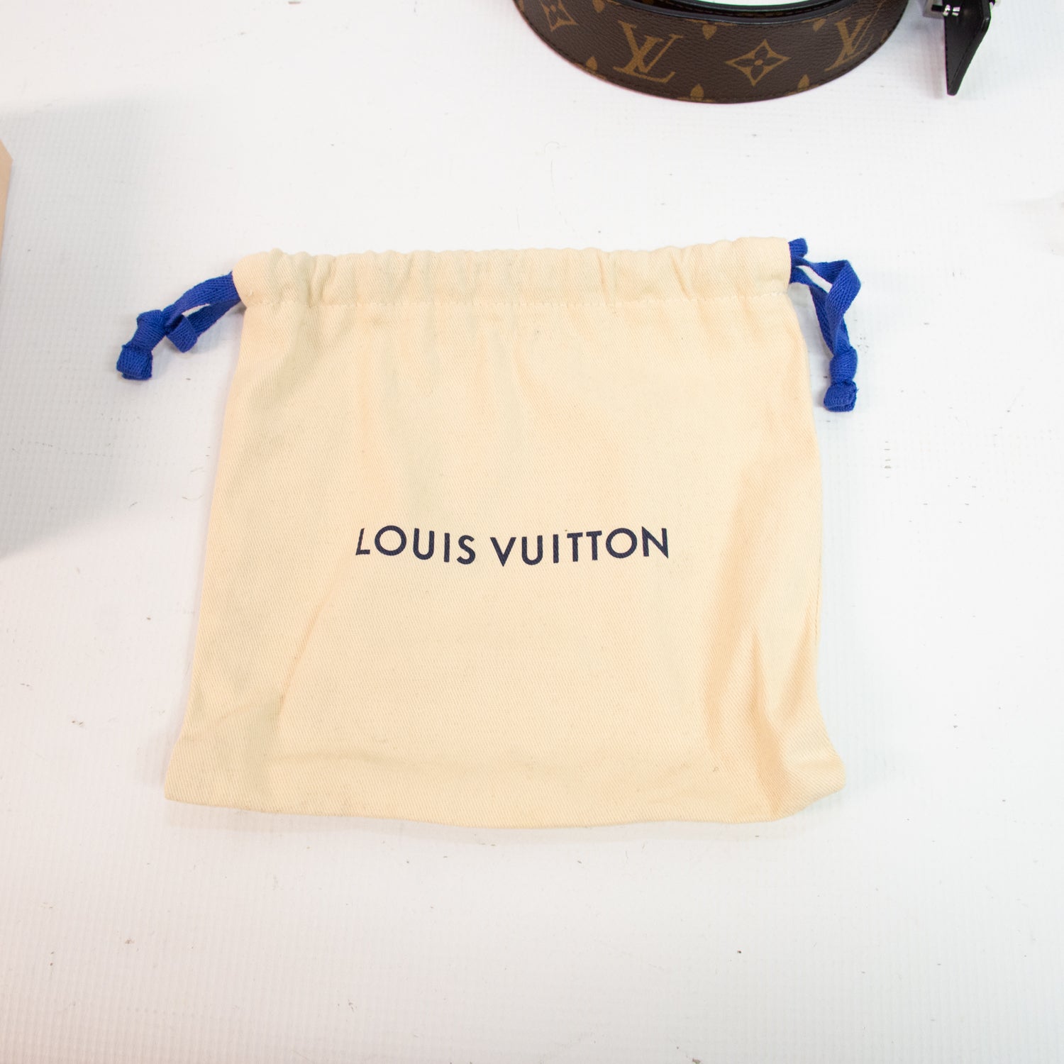 Louis Vuitton 40mm Reversible Monogram Belt 38