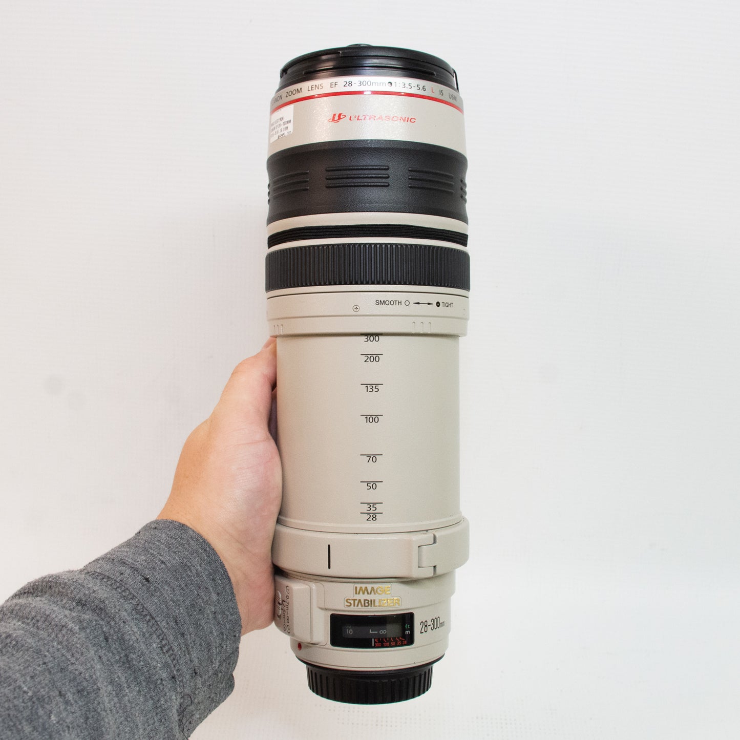 Canon EF 28-300mm F/3.5-5.6: IS USM Telephoto Lens