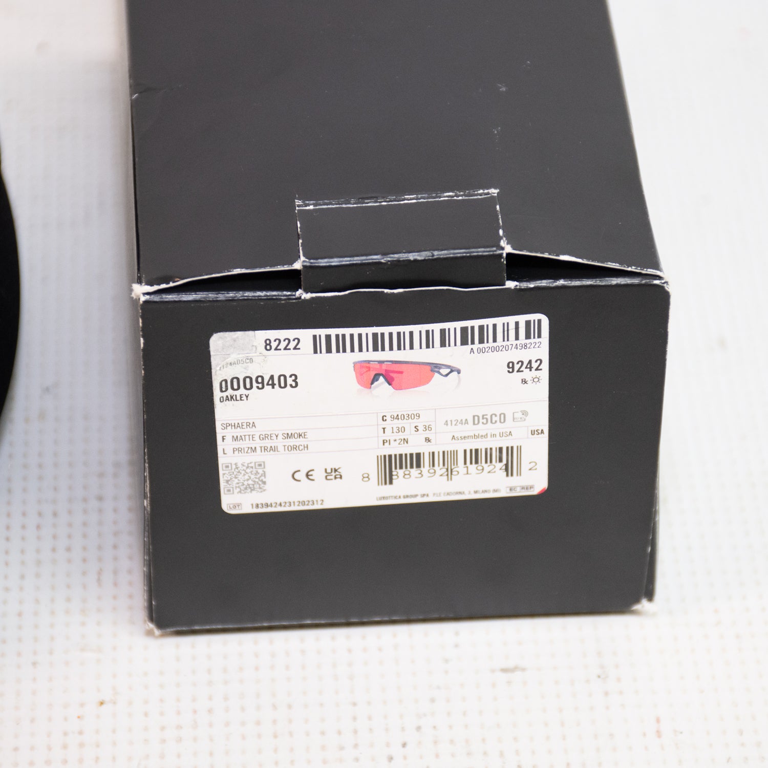 Oakley Sphaera Matte Grey Smoke Frame - Prizm Trail Torch Lens Sunglasses