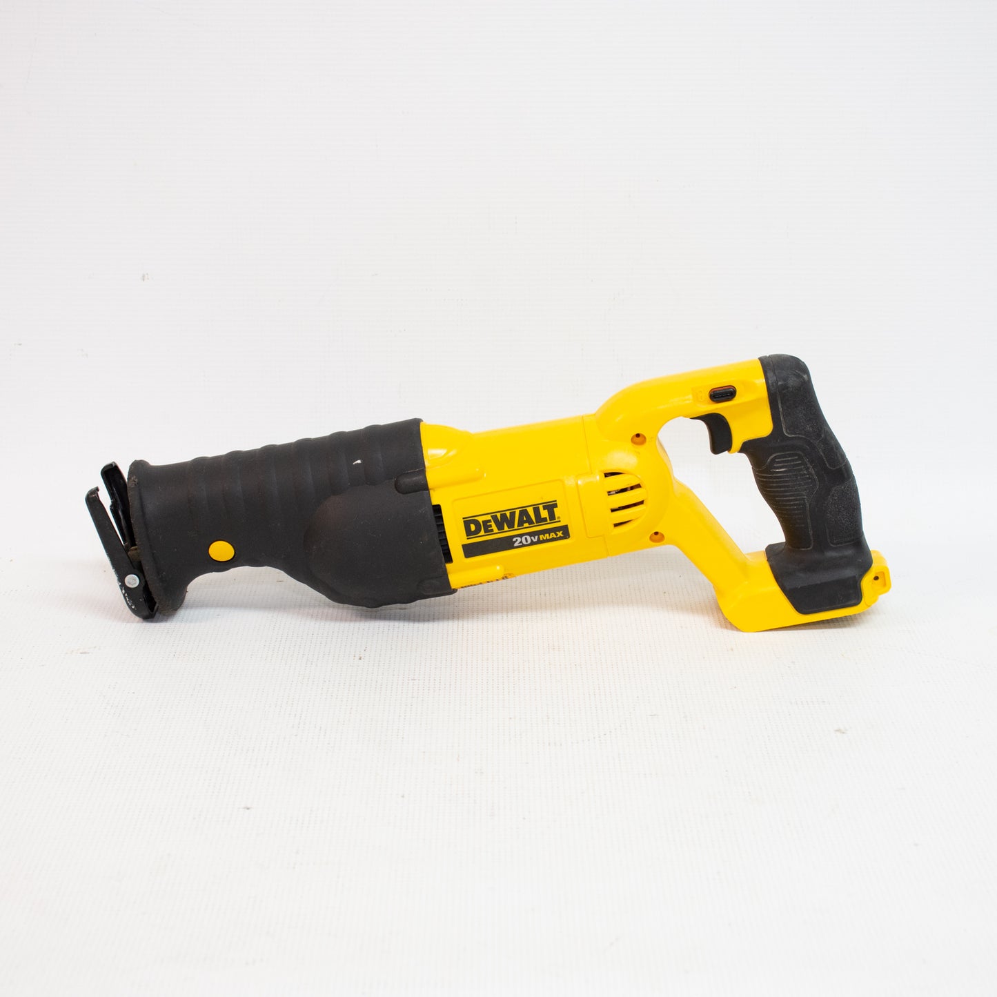 DEWALT DCS380 20V Max Variable Speed Reciprocating Saw