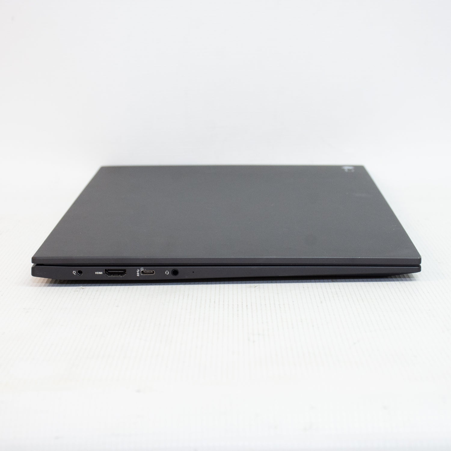 LG 16U70R Ultra Notebook - Ryzen 5 7530U - 16 GB Ram - 512 GB SSD
