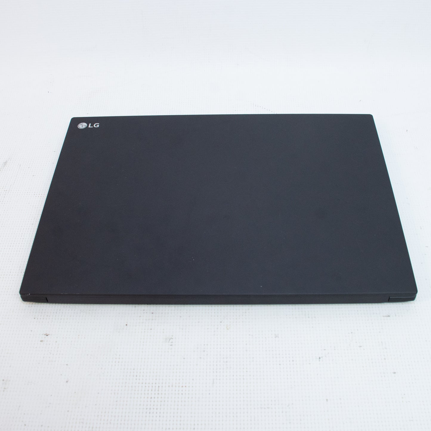 LG 16U70R Ultra Notebook - Ryzen 5 7530U - 16 GB Ram - 512 GB SSD