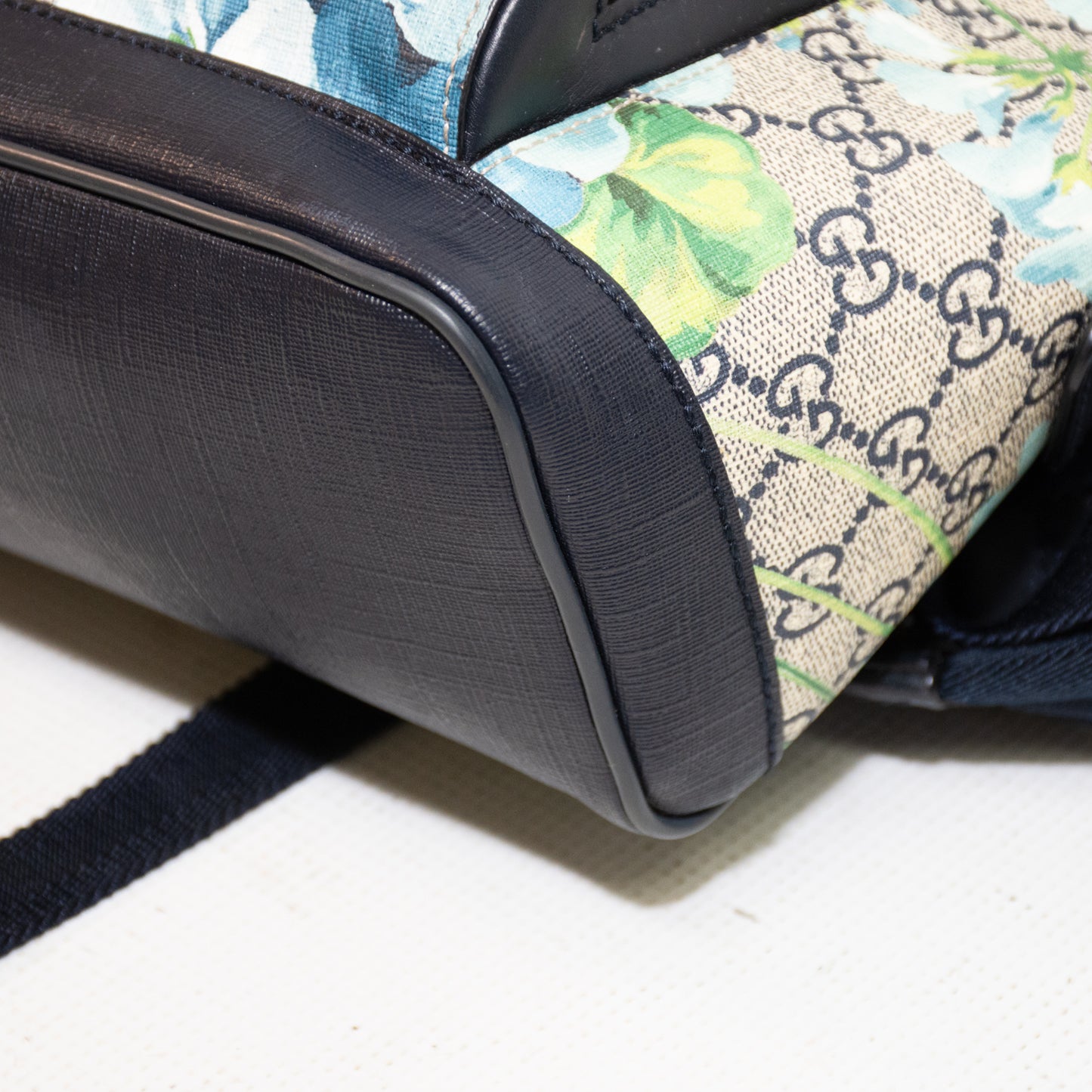 Gucci GG Blooms Floral Print Backpack - 546327