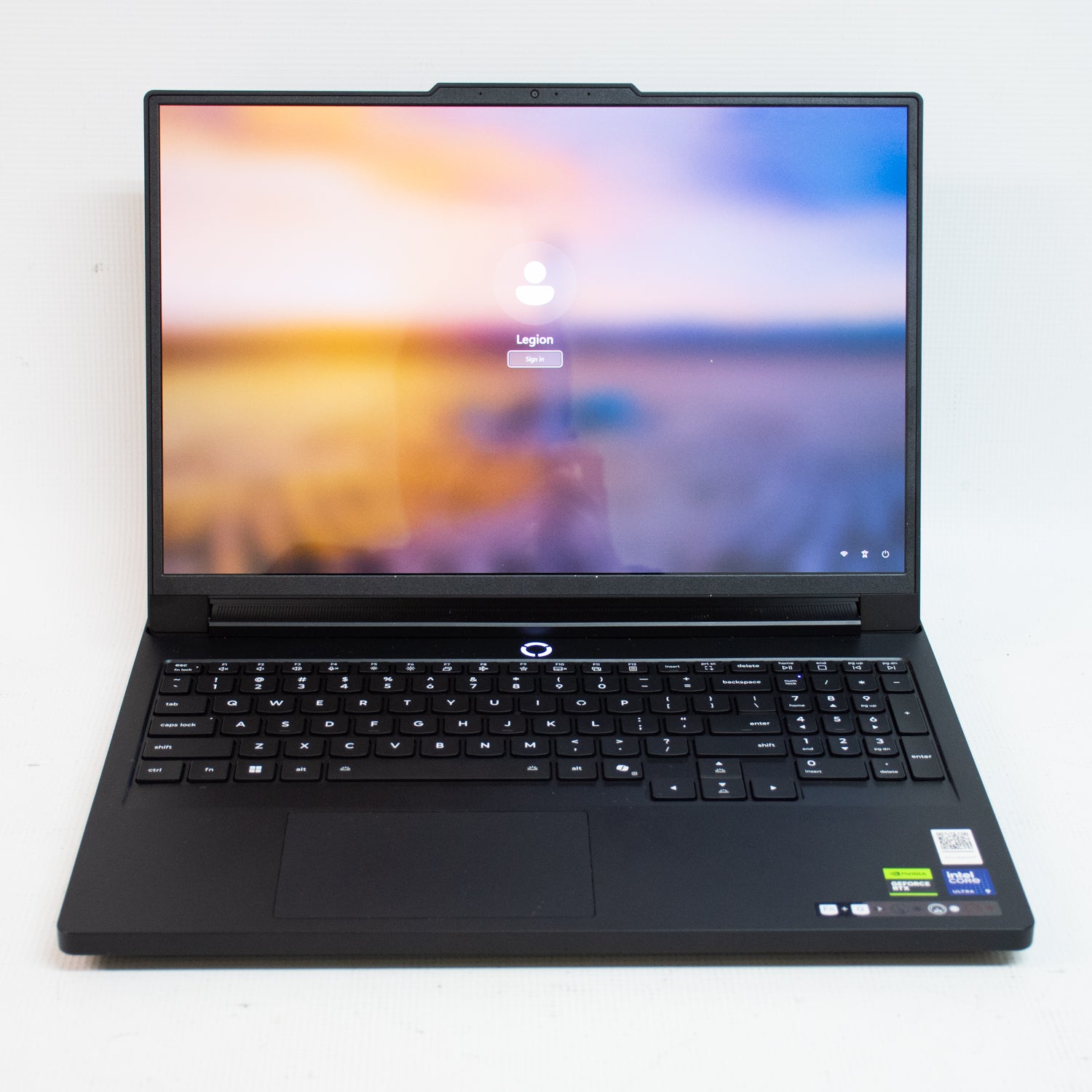 Lenovo Legion 161AX1OH Pro 7 - Intel Ultra i9 275HX - 32 GB Ram - 1 TB SSD - GeForce RTX 5080