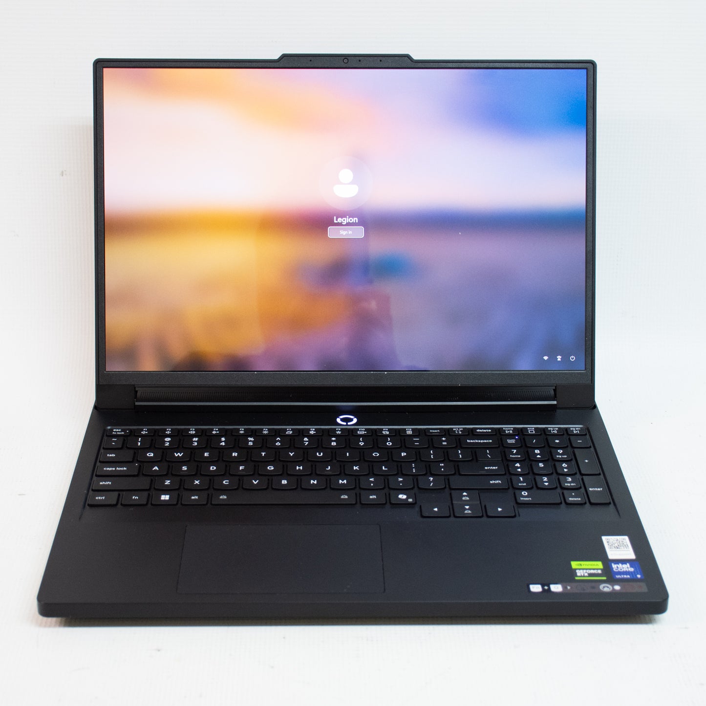 Lenovo Legion 161AX1OH Pro 7 - Intel Ultra i9 275HX - 32 GB Ram - 1 TB SSD - GeForce RTX 5080