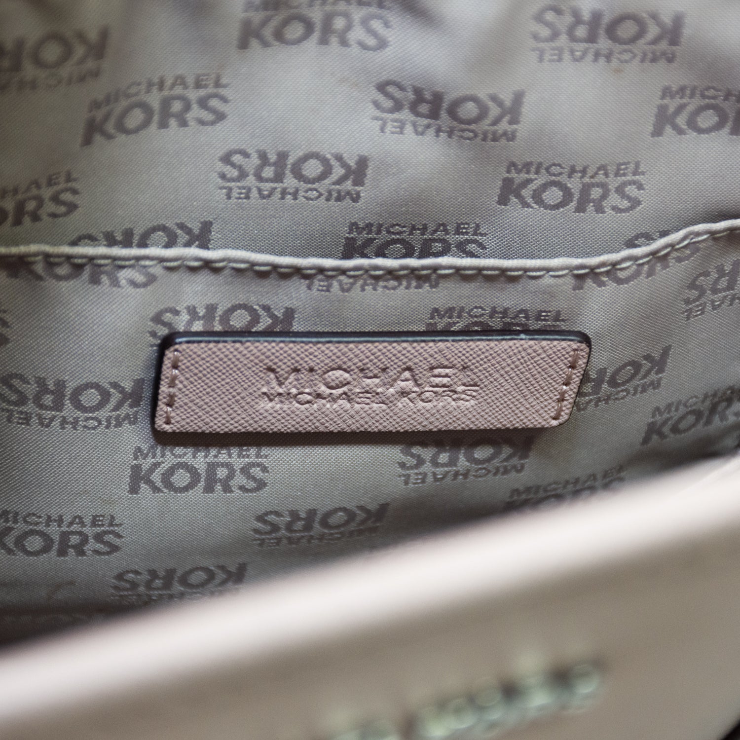 Michael Kors Jet Set Travel Black Top-Zip Saffiano Leather Tote - 35S75D4T3L