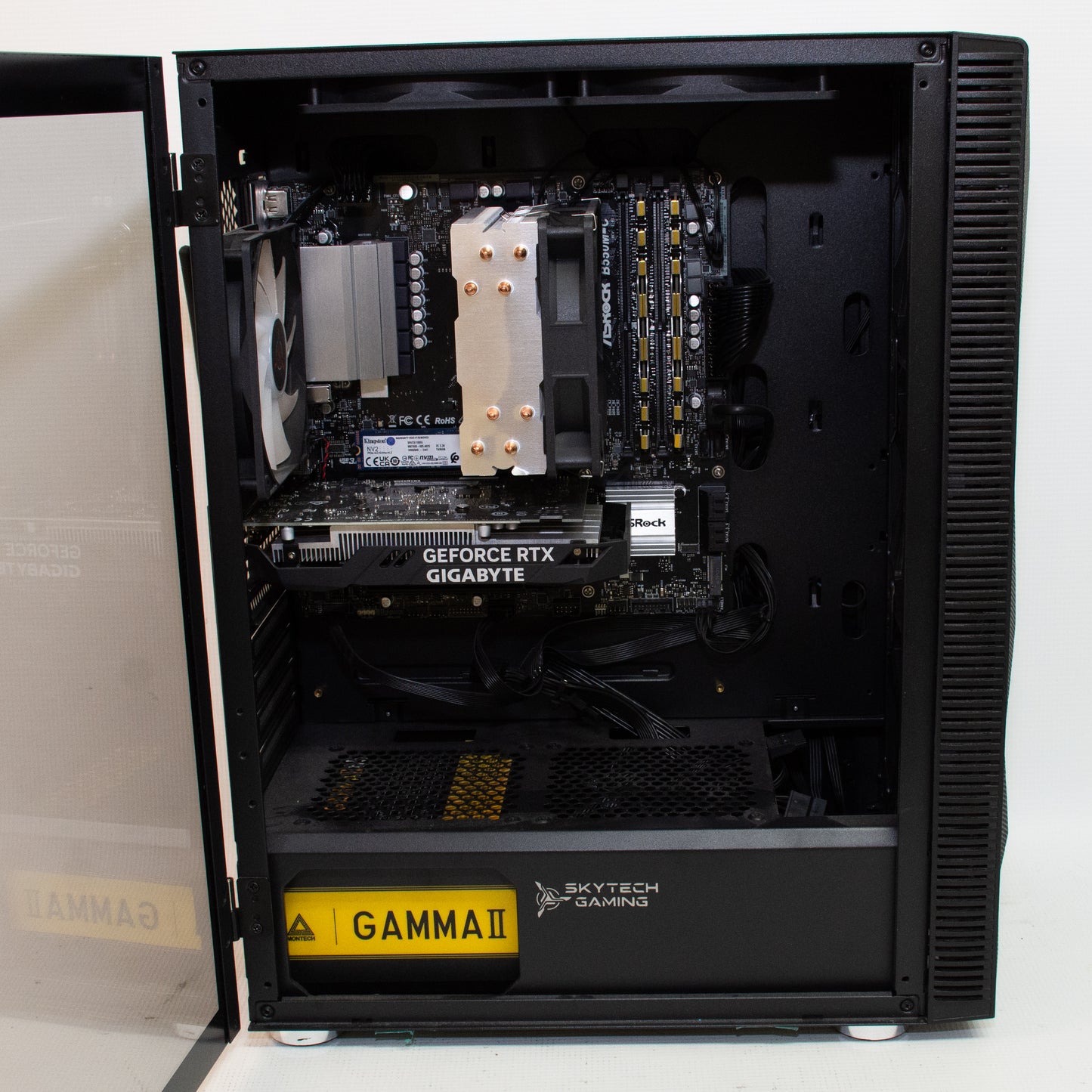 Skytech Desktop Computer - AMD 5700X - 16 GB Ram - 1 TB - RTX3050