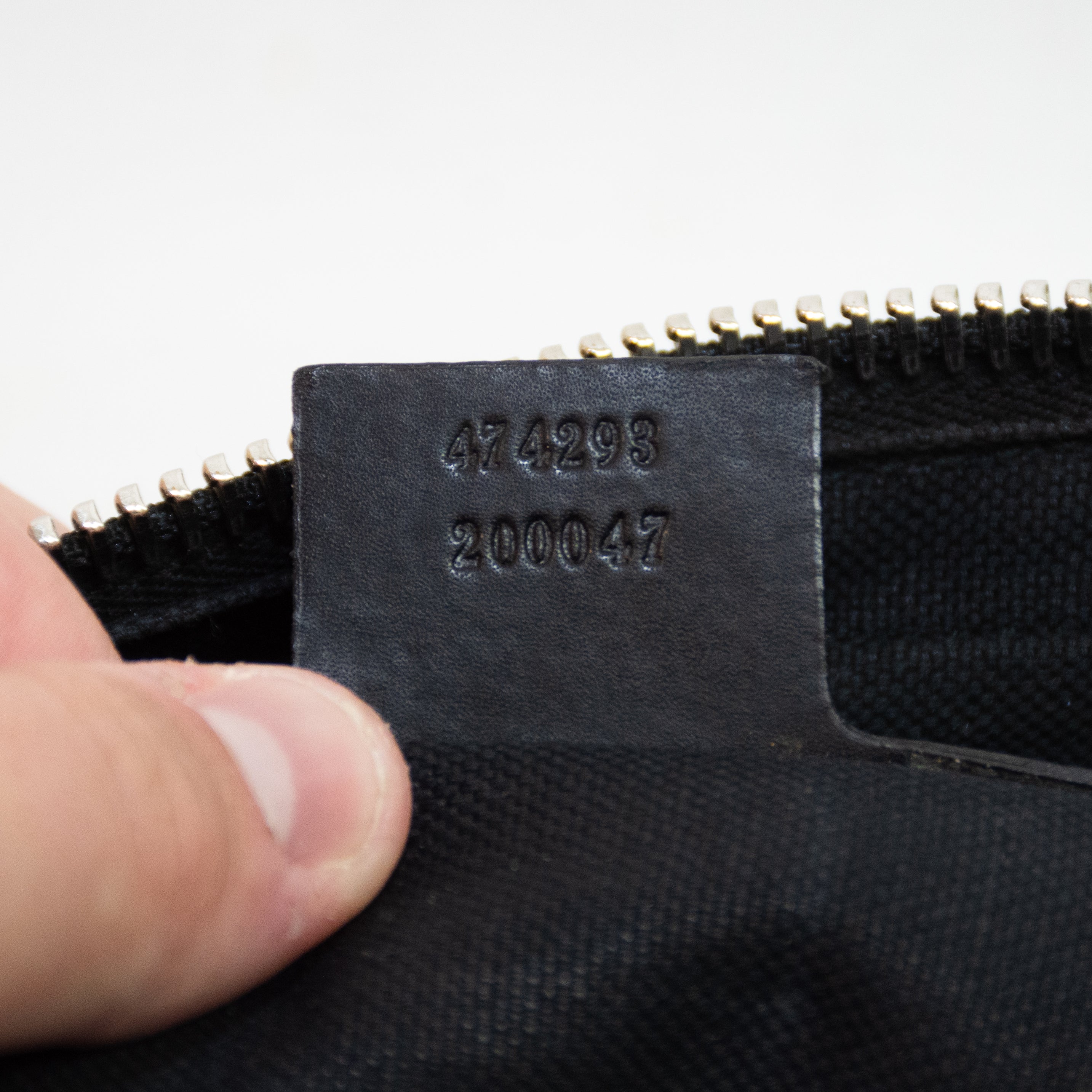 Gucci GG Supreme Waistbag - 474293