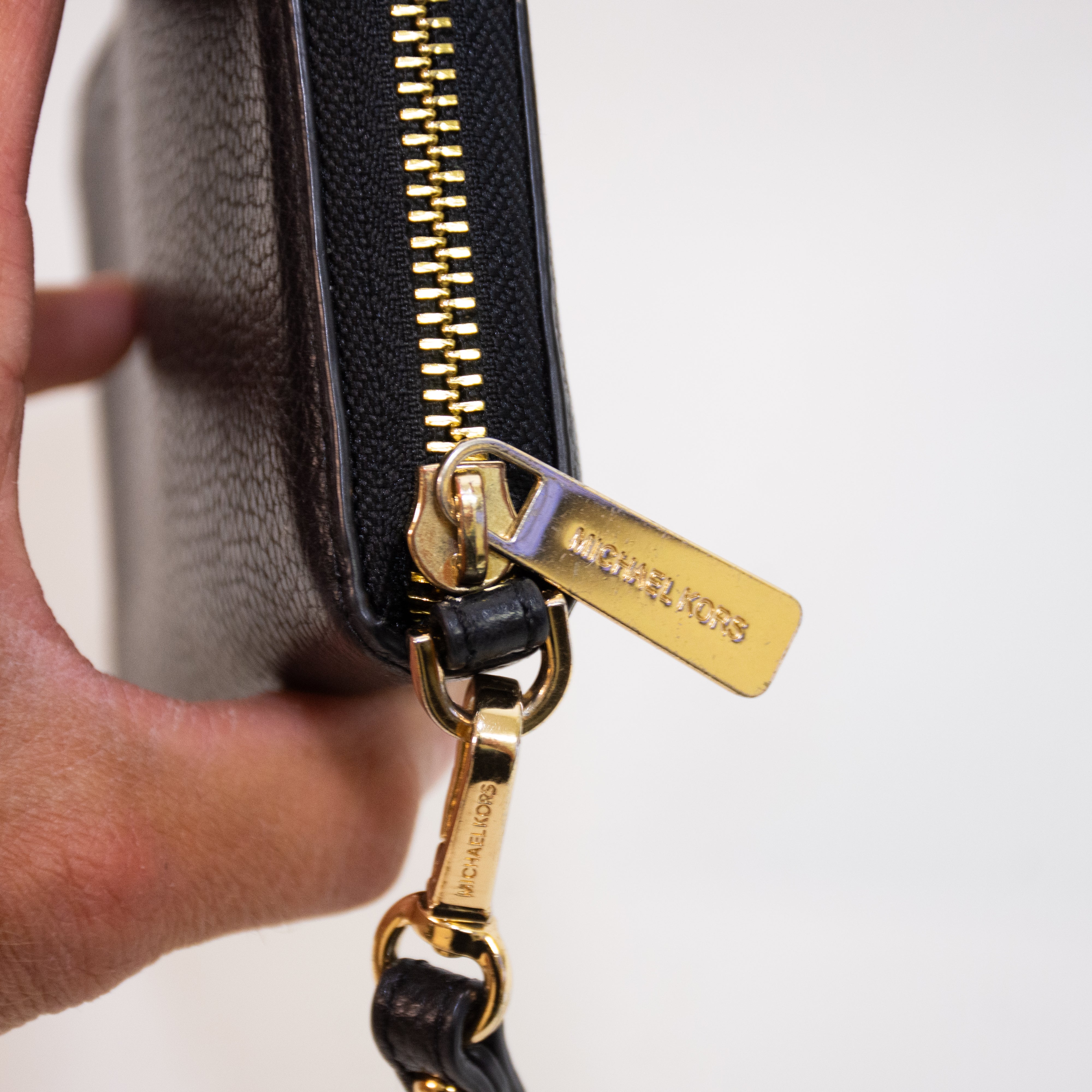 Michael Kors Black Pebbled Leather Smartphone Wristlet