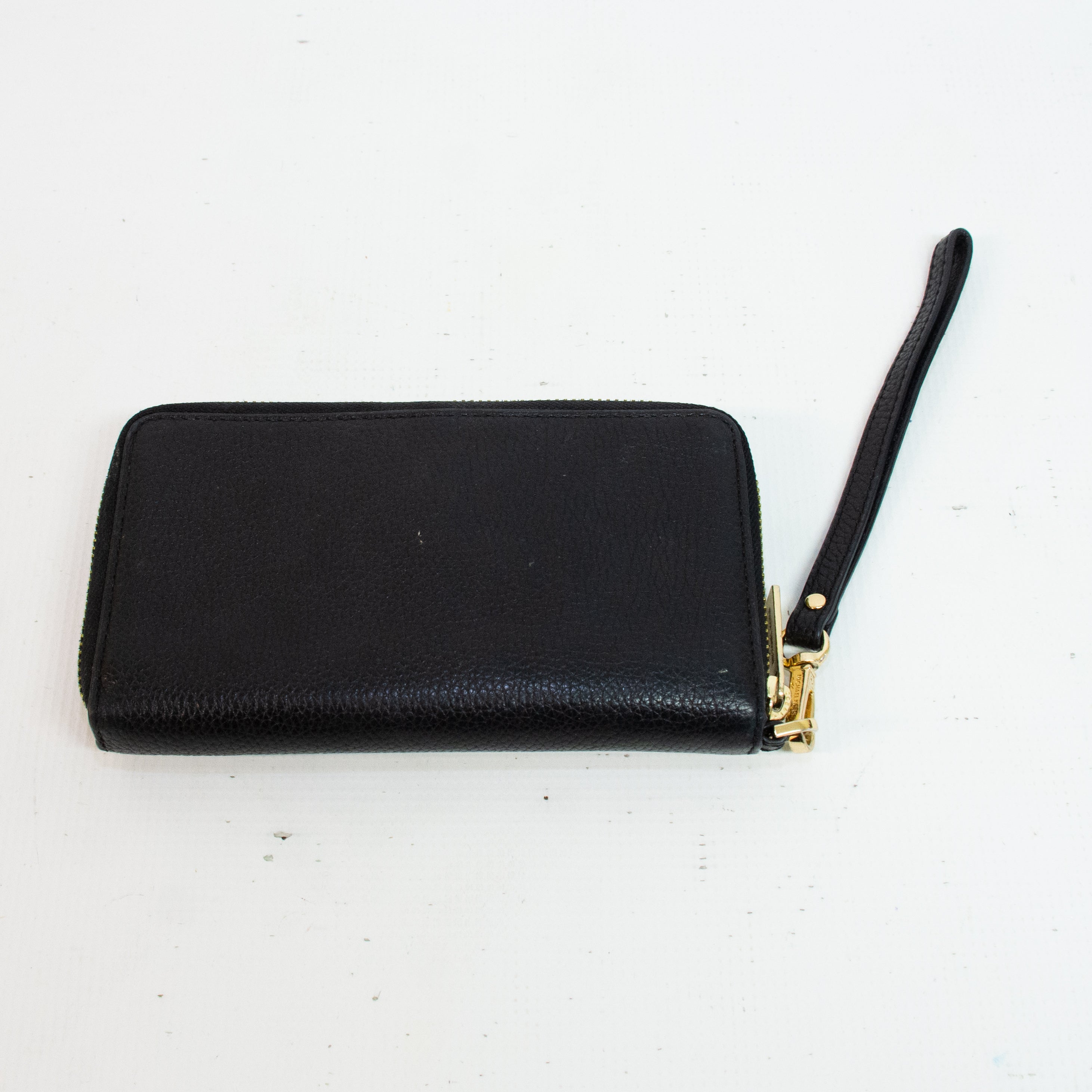 Michael Kors Black Pebbled Leather Smartphone Wristlet