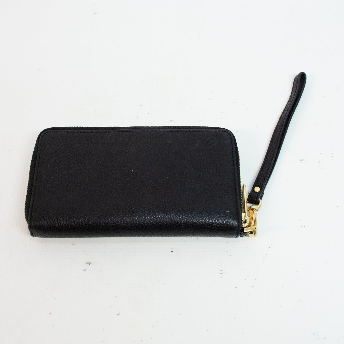 Michael Kors Black Pebbled Leather Smartphone Wristlet