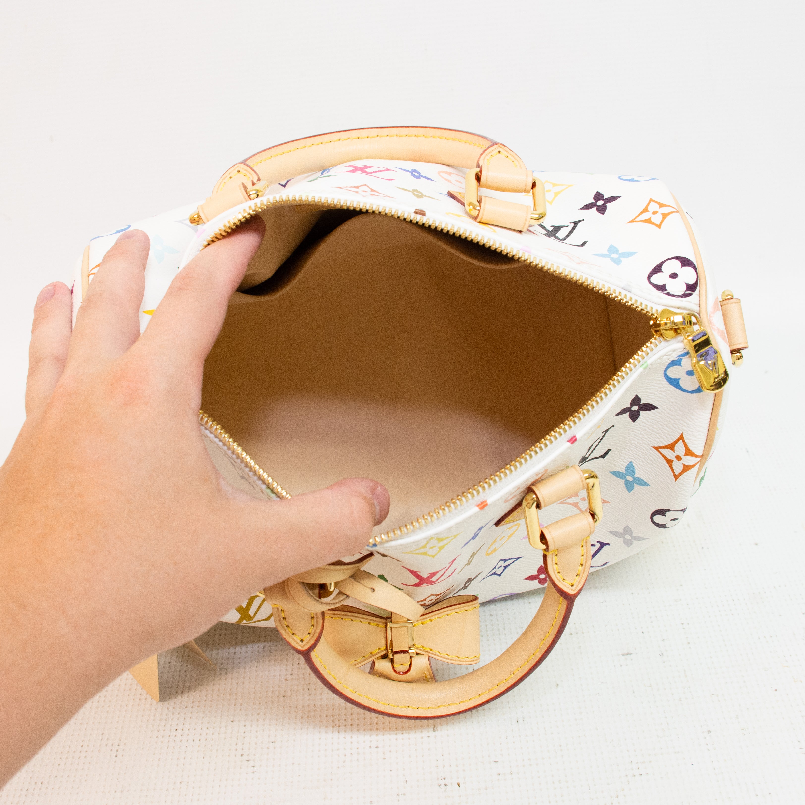 Louis Vuitton TM Speedy Bandouliere 25 Monogram Multicolor Handbag - M13085