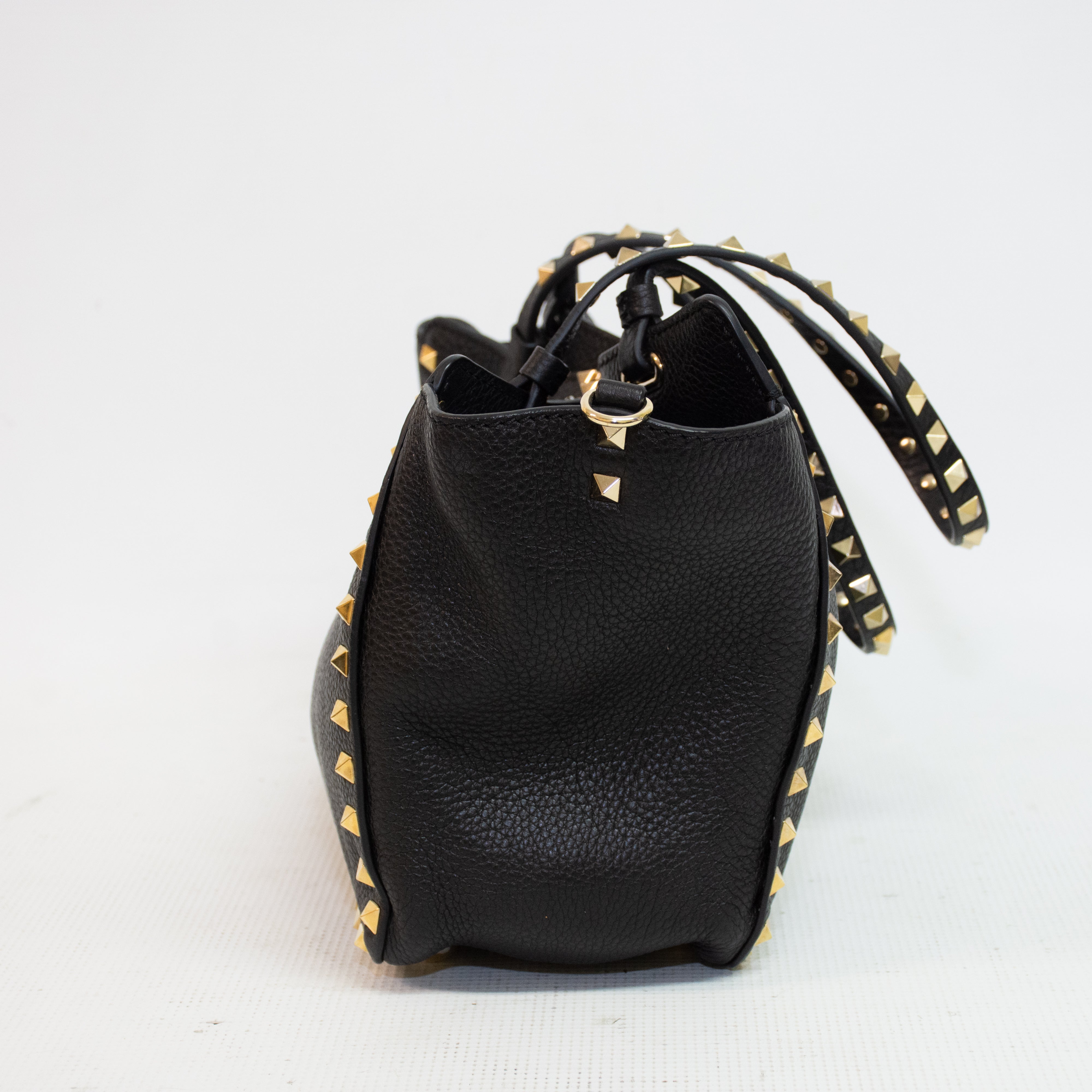 Valentino Garavani Pebbled Calfskin Rockstud Tote - Black