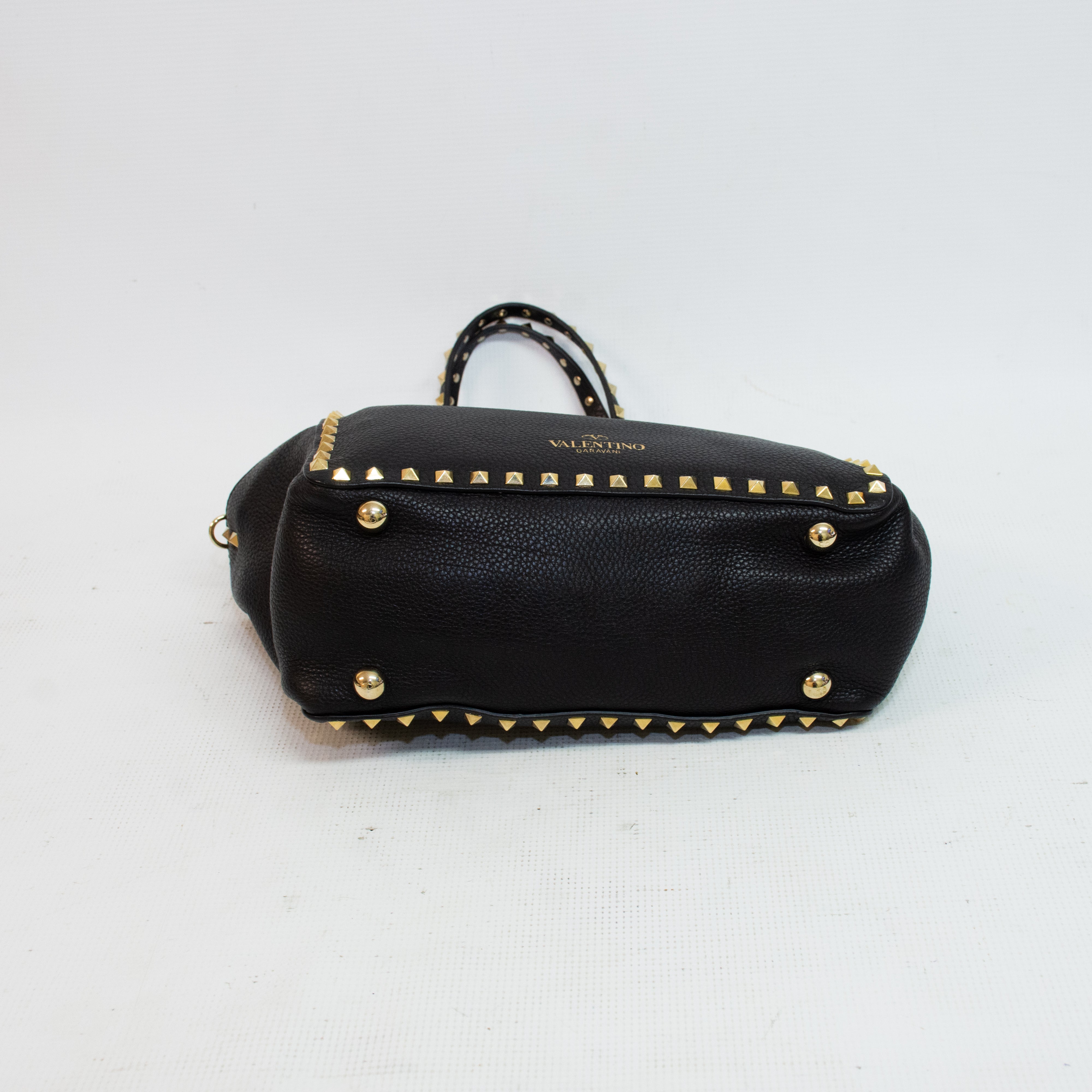 Valentino Garavani Pebbled Calfskin Rockstud Tote - Black