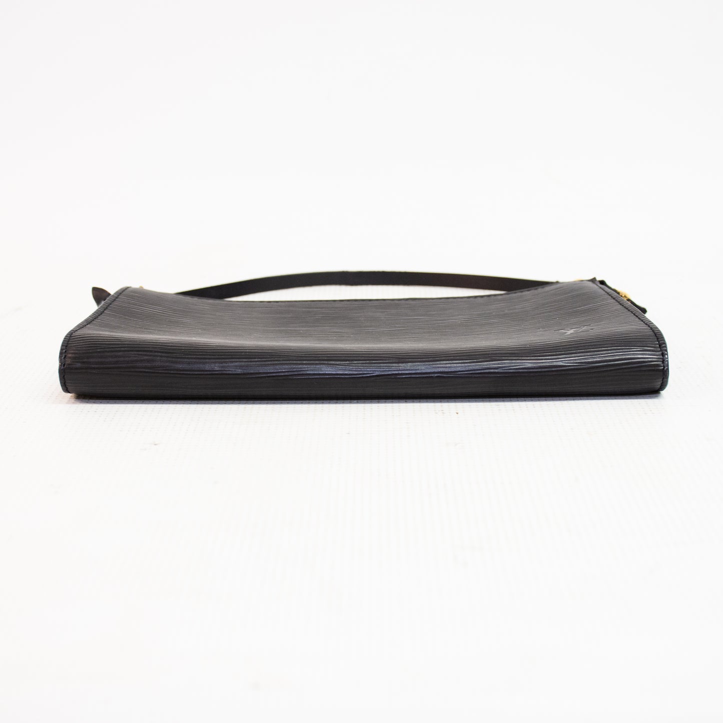 Louis Vuitton EPI Pochette Black Accessories Shoulder Bag